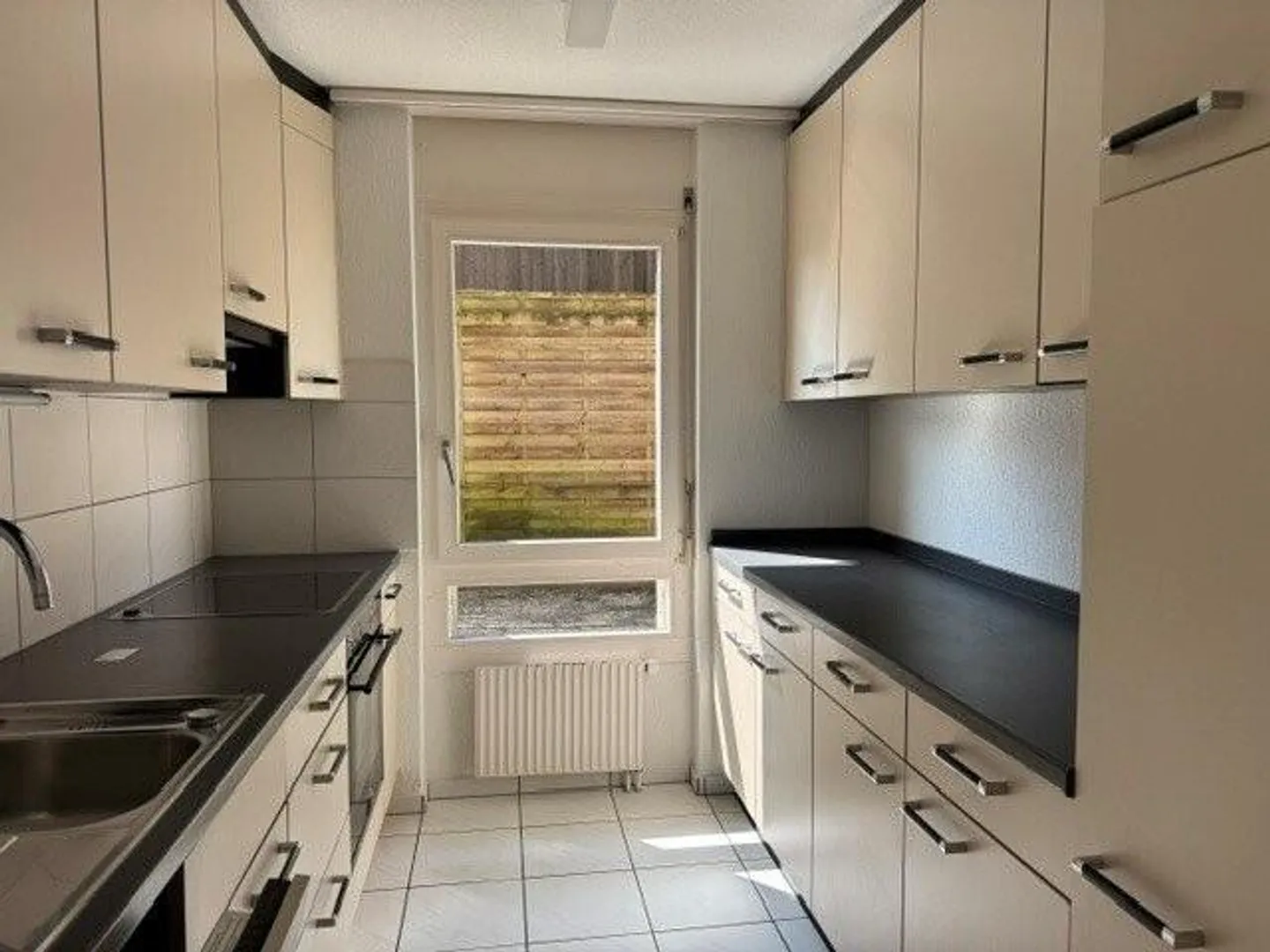 Helle Wohnung nahe Aare - Foto 2 von 11