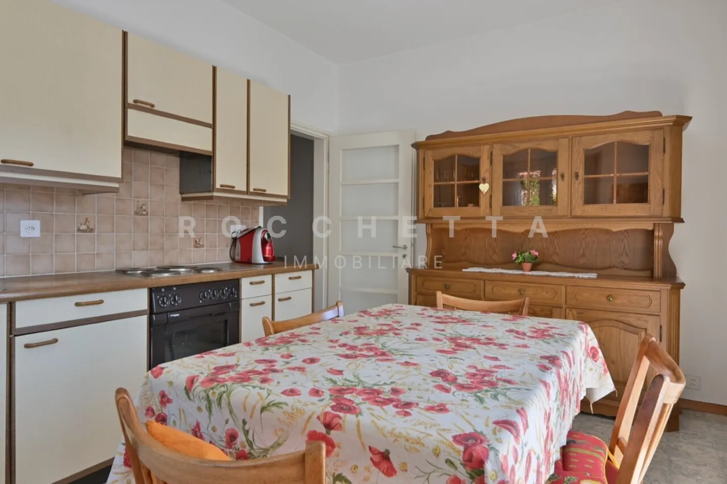 Maison jumelée dans le noyau avec un grand potentiel - Photo 9 sur 12