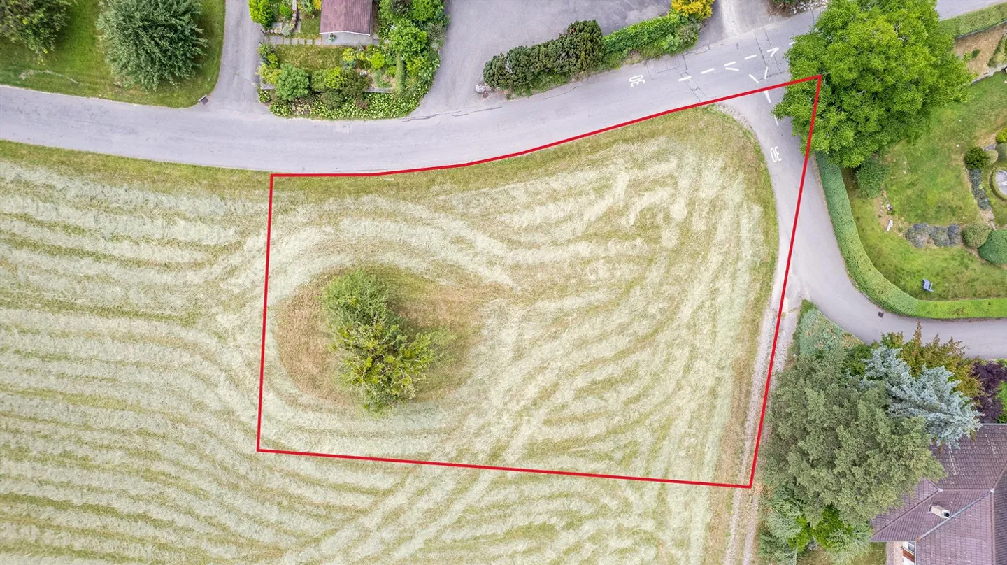 Building plot of 1,336 m2 with a view in Burgistein for sale - Photo 2 of 13