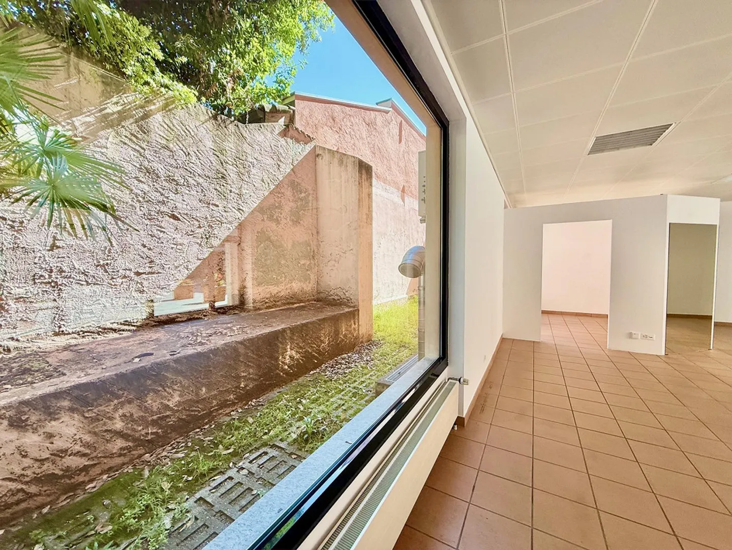 Elegantes Geschäft - Geschäft in der Piazza Ascona - Foto 4 von 11