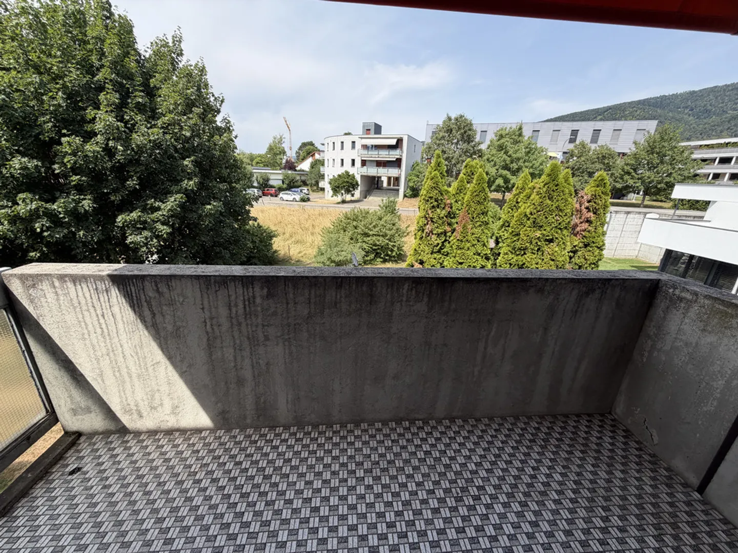 Appartement Charmant Près de la Ville - Photo 2 sur 11
