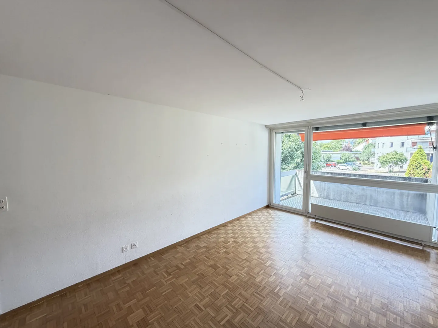 Appartement Charmant Près de la Ville - Photo 3 sur 11