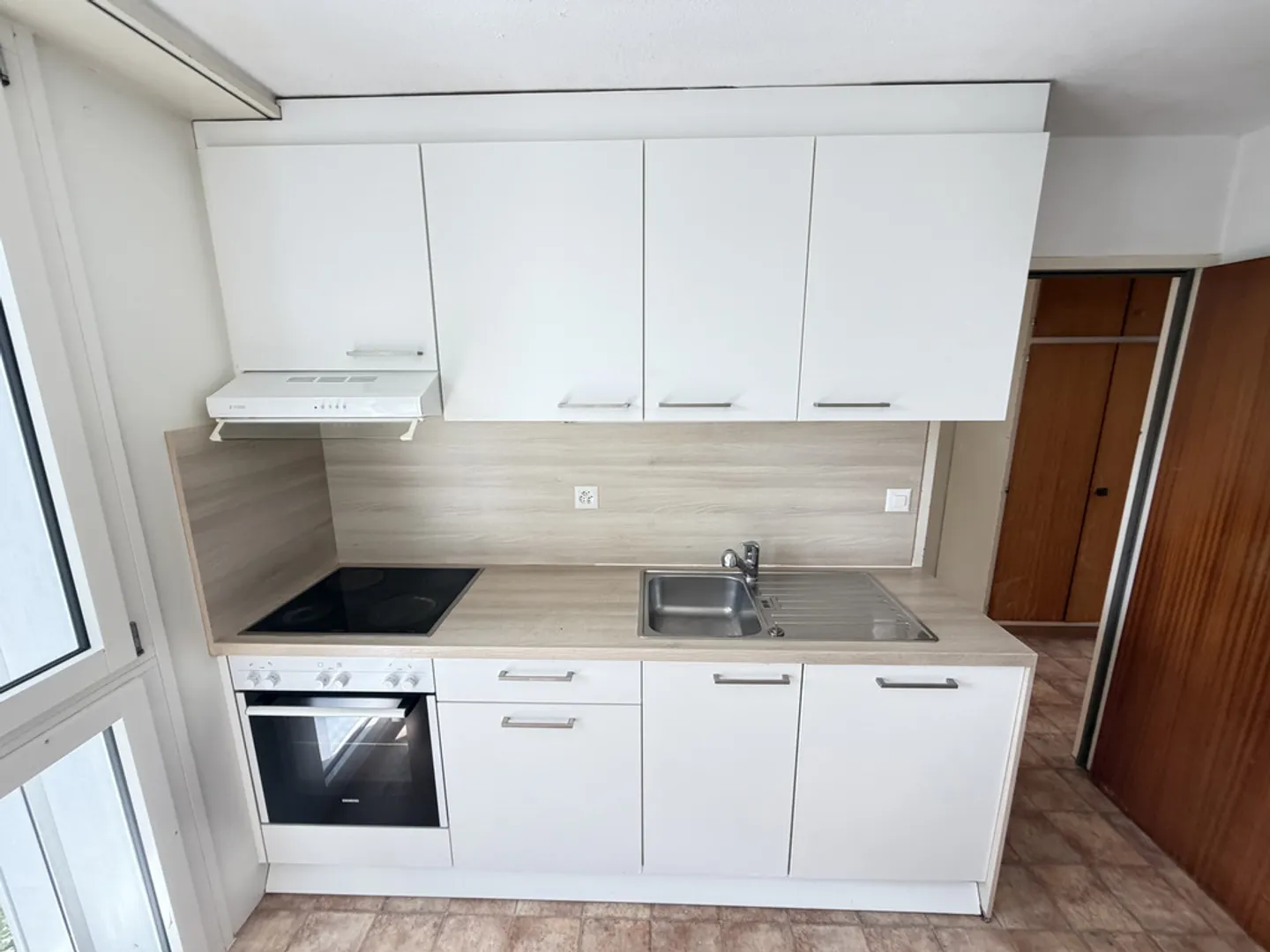 Appartement Charmant Près de la Ville - Photo 4 sur 11