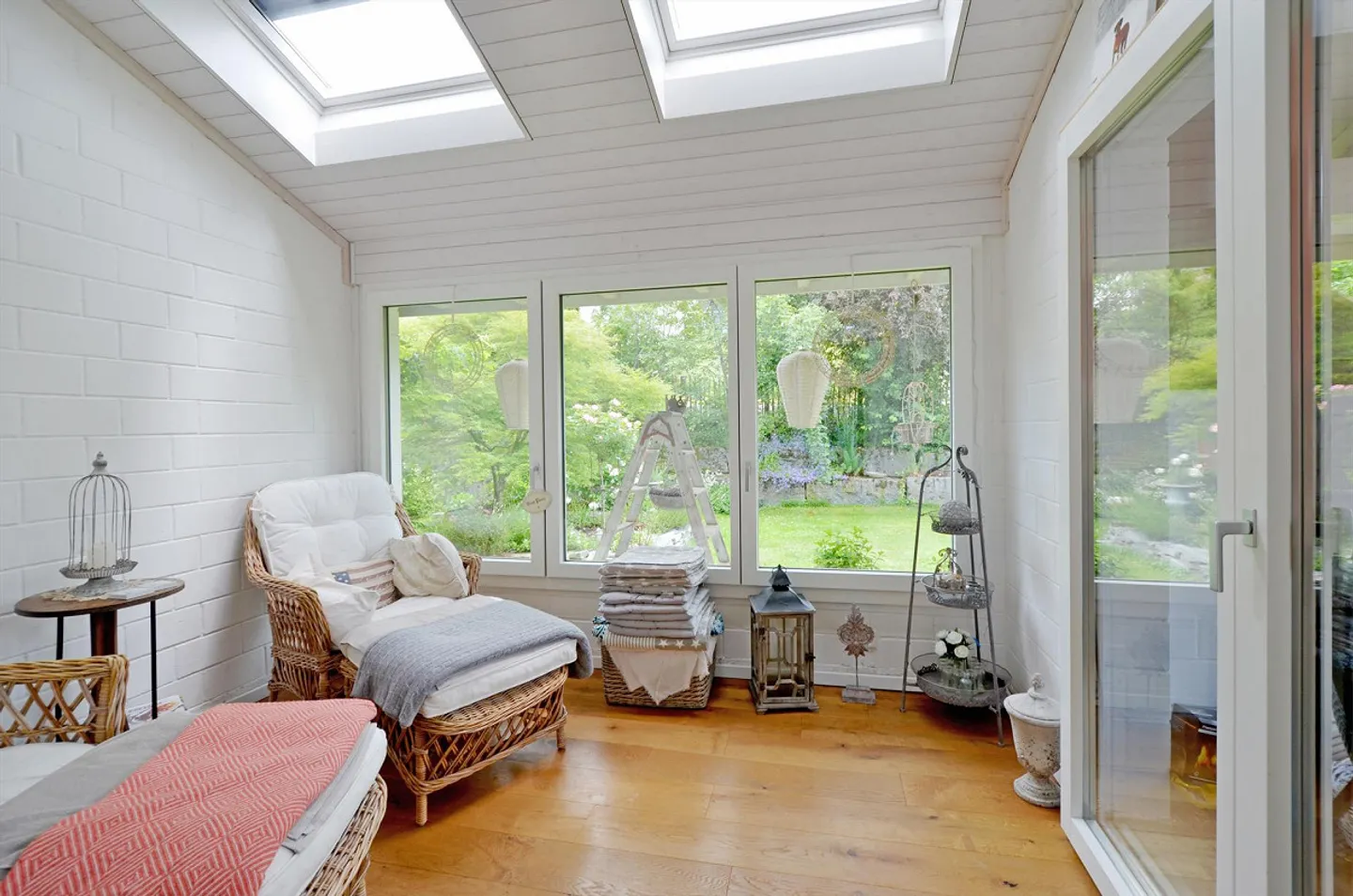 A Home Between Favorite Places and Living Space - Photo 4 of 9
