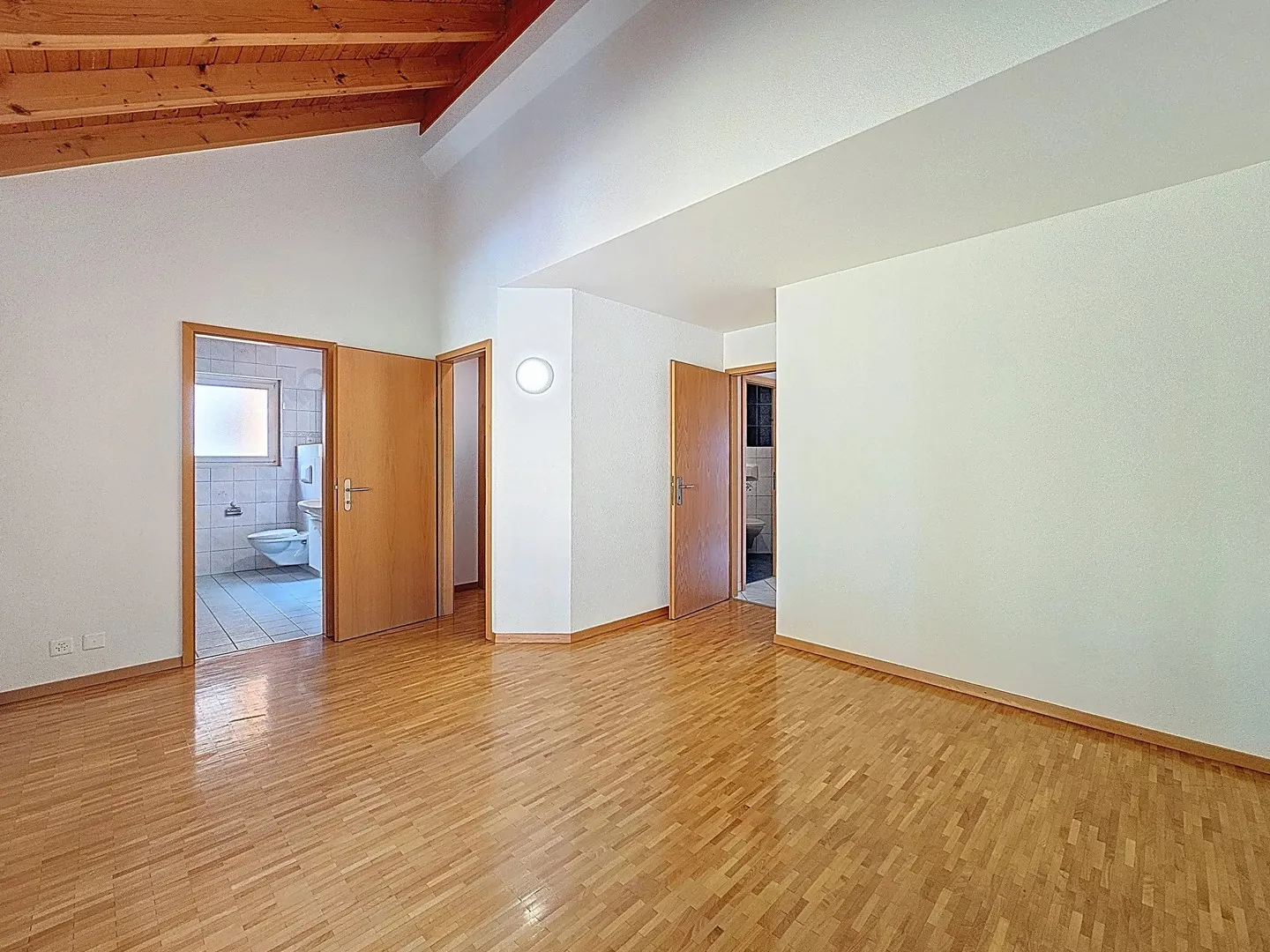 Appartamento in affitto - Foto 11 di 16