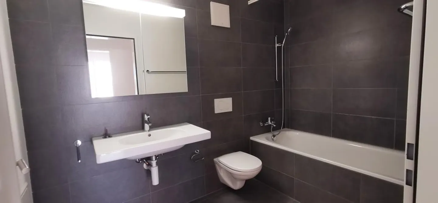 Helle 4.5-Zimmer Wohnung - Foto 4 von 6