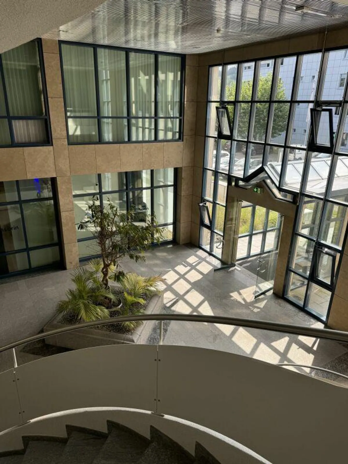 Ufficio 220 m2, 3° piano, Grundstrasse 12, Rotkreuz - Foto 1 di 12