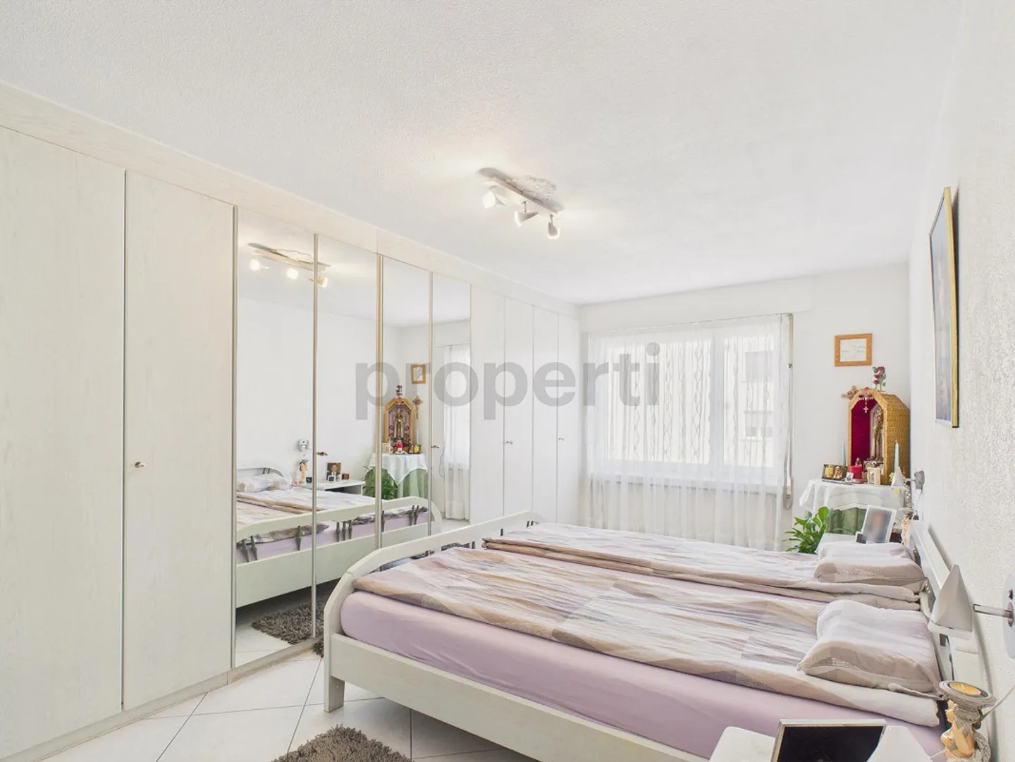 Living with a breathtaking view of the Mythen - attractive 4.5-room apartment in Seewen - Photo 9 of 16