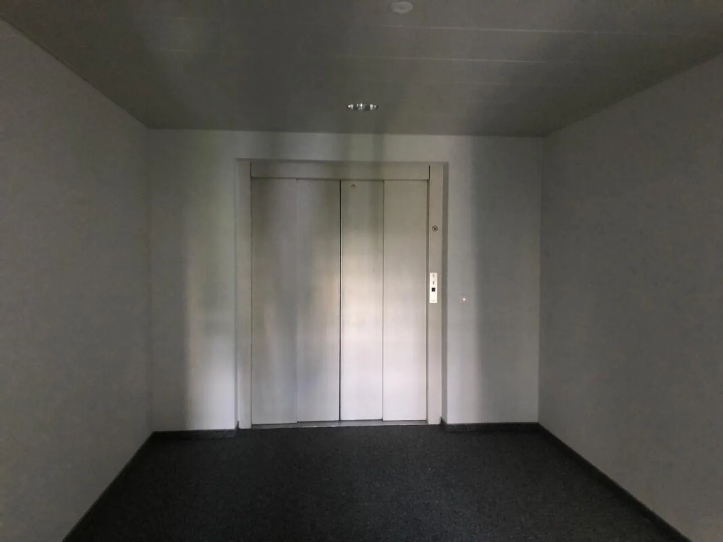 Ufficio 220 m2, 3° piano, Grundstrasse 12, Rotkreuz - Foto 4 di 12