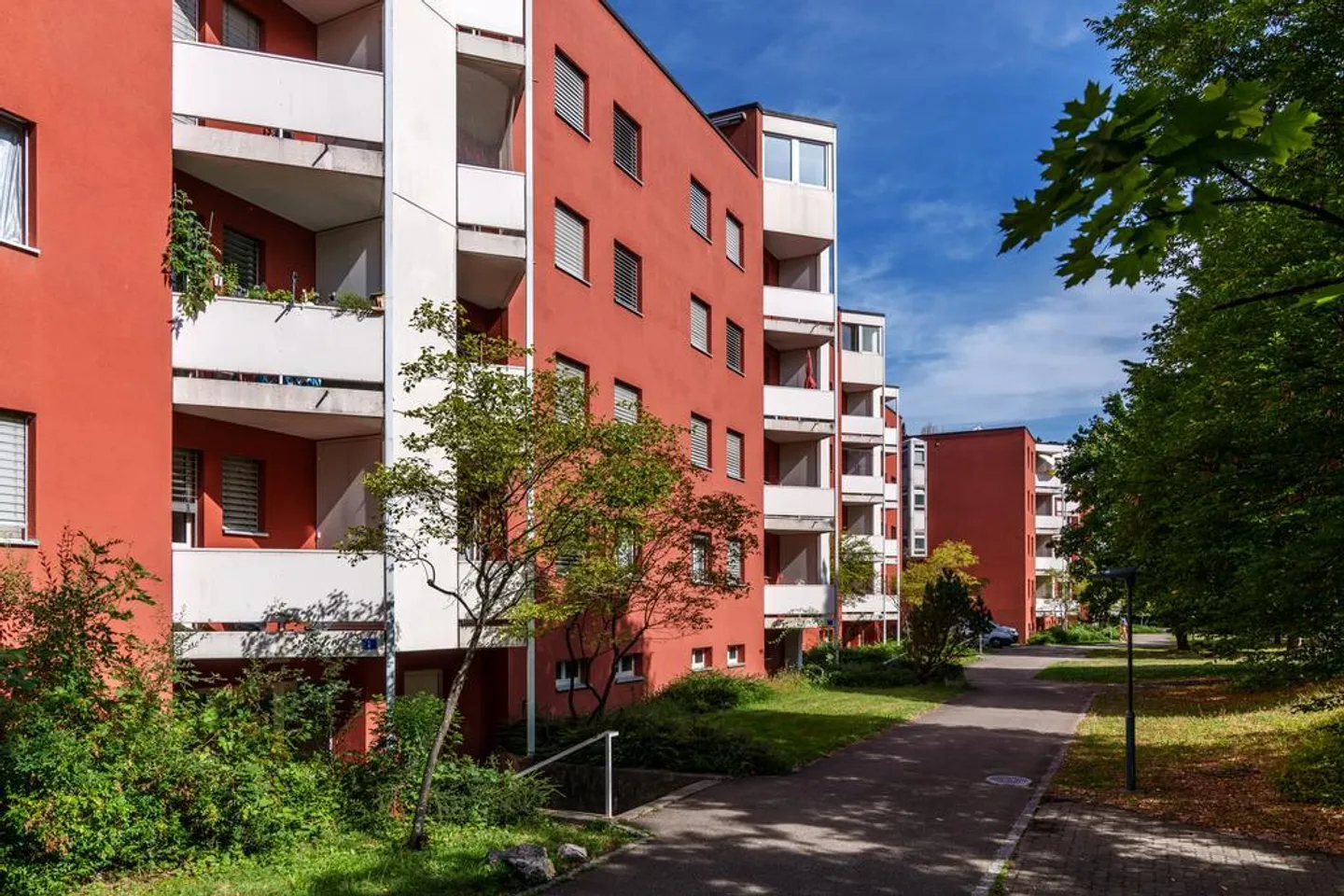 Geräumige Wohnung in Aesch - Foto 1 von 8