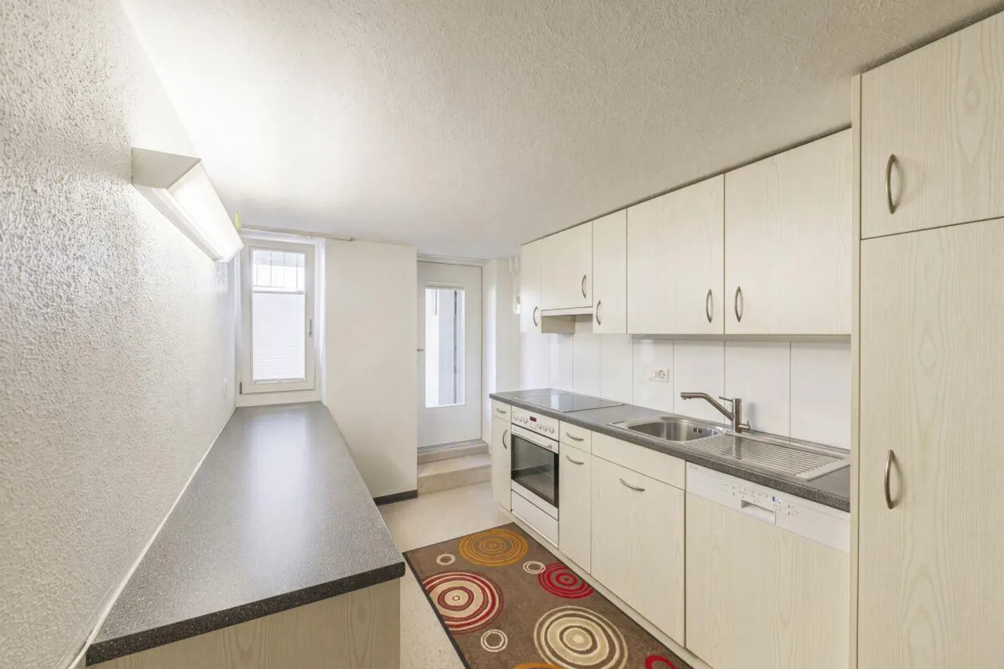 Charming Multi-Family House - Always Fully Rented - Huge Potential... - Photo 17 of 28