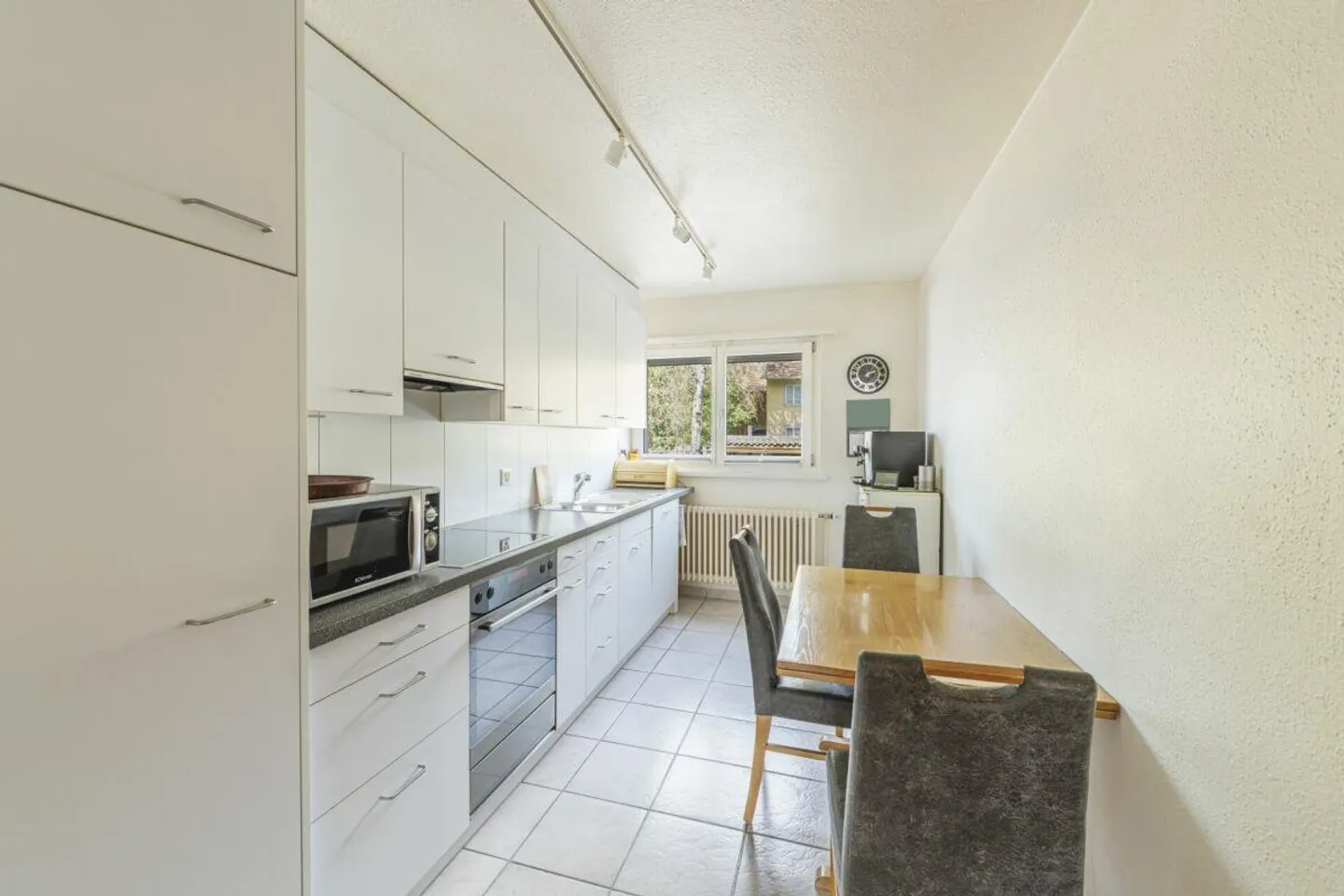 Charming Multi-Family House - Always Fully Rented - Huge Potential... - Photo 23 of 28