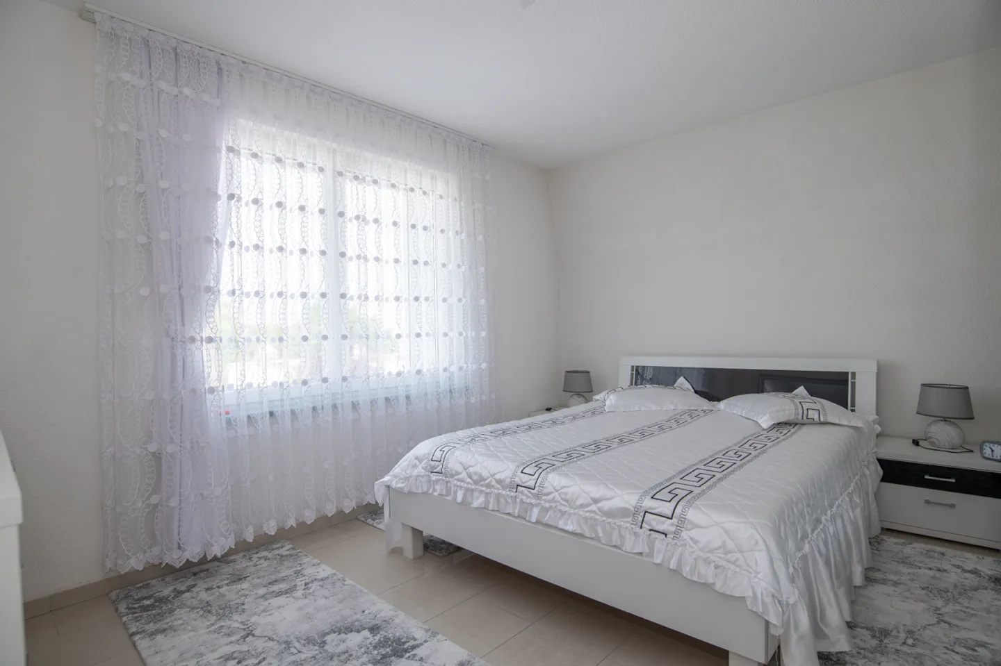 Completely Renovated Three-Family House in a Quiet yet Central Location - Photo 14 of 17