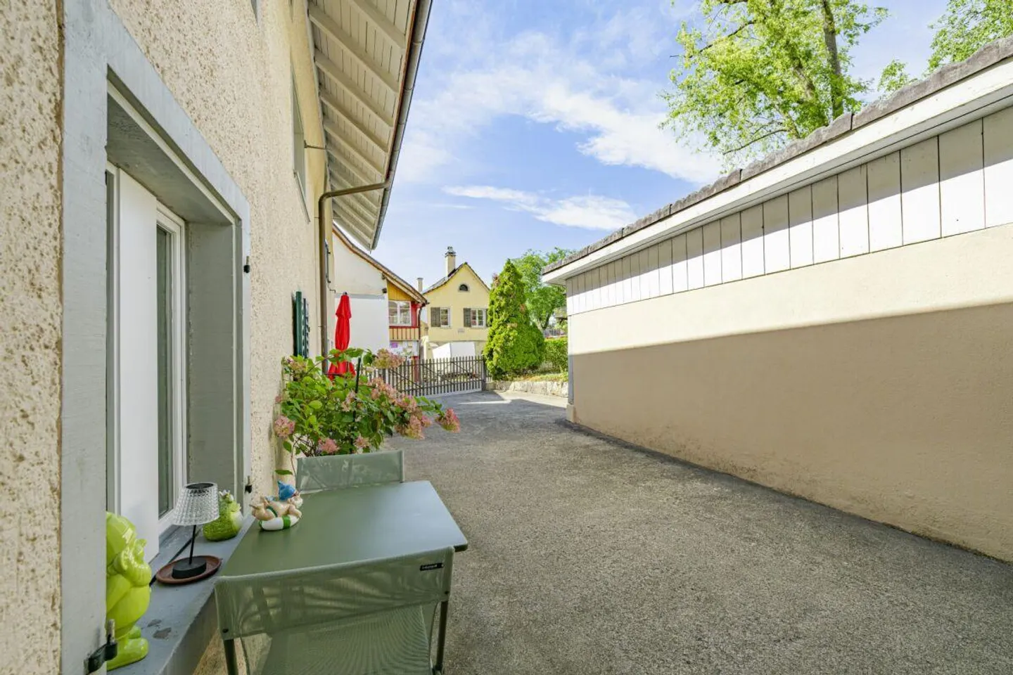 Charming Multi-Family House - Always Fully Rented - Huge Potential... - Photo 7 of 28