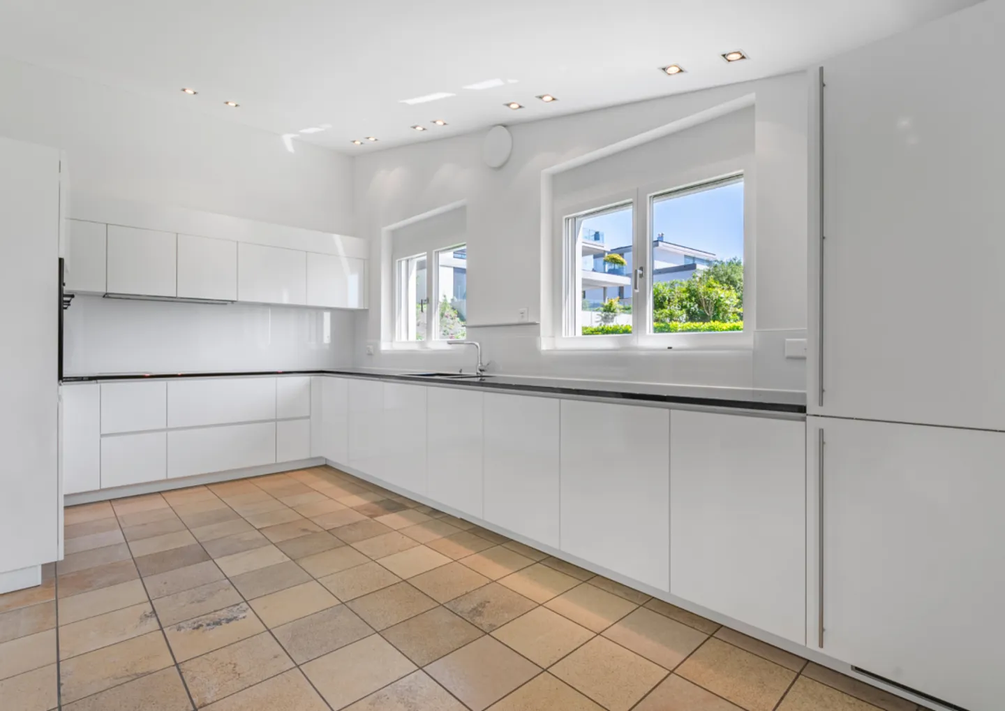 WIDE VIEW - AESTHETICS - QUALITY OF LIFE - Photo 9 of 14