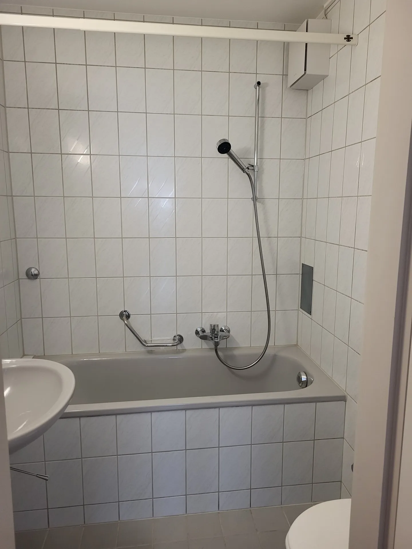 Charmante Wohnung in Nidau - Foto 4 von 16
