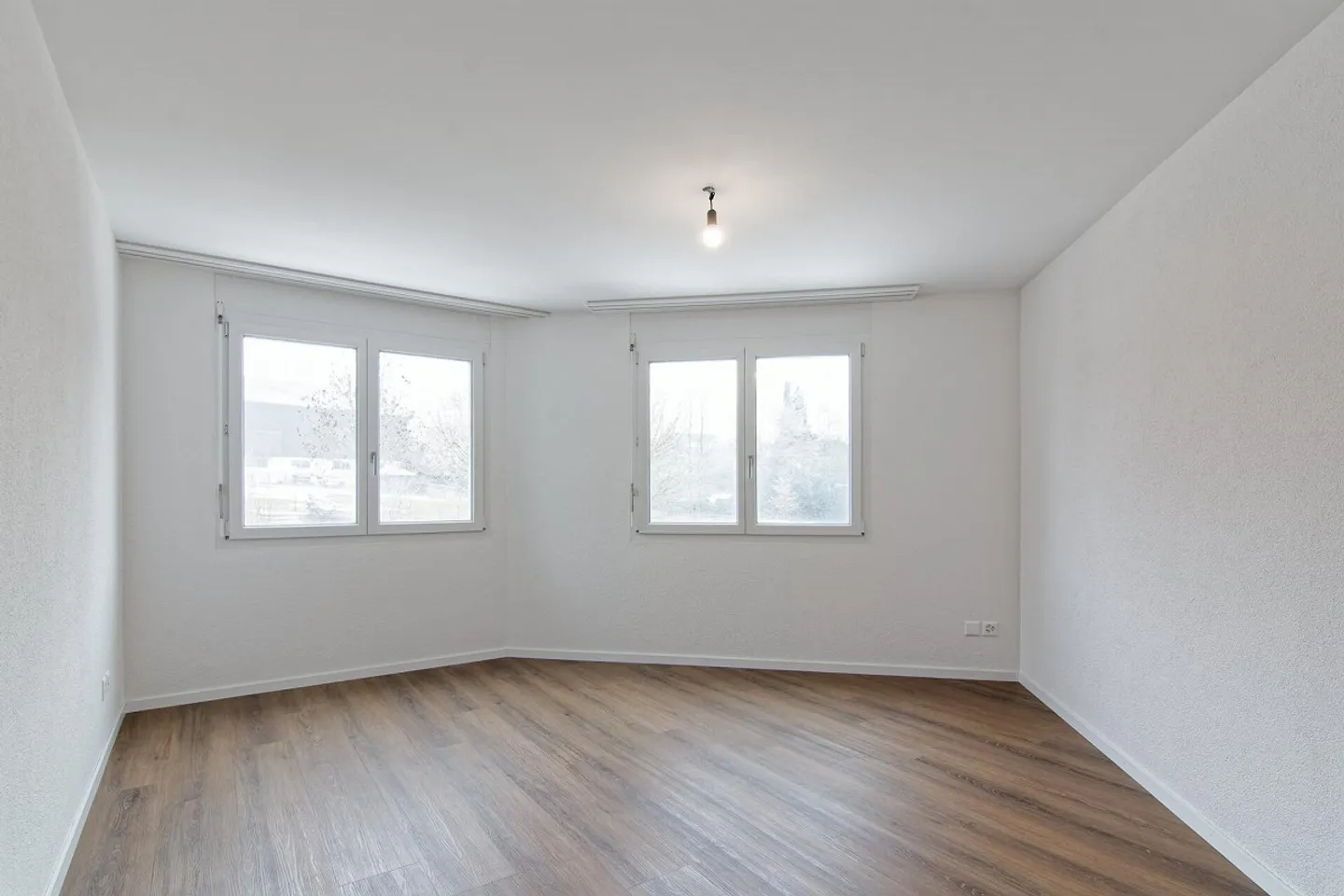 Renovated 4.5-room apartment with elevator on the raised ground floor - Photo 19 of 40