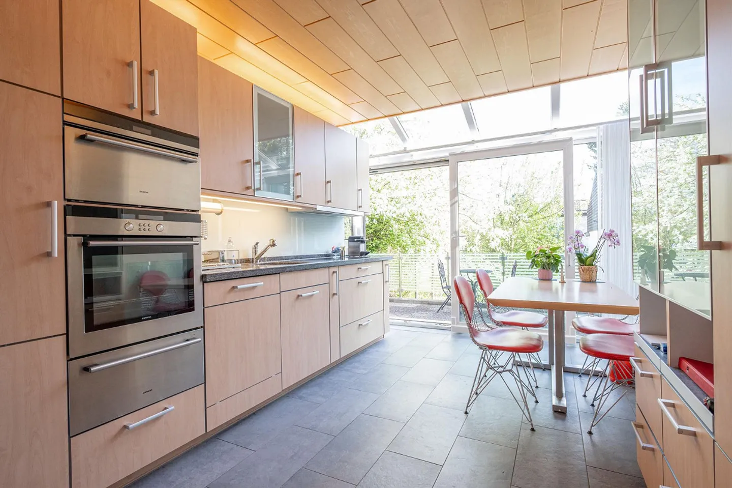 Maison individuelle de 4,5 pièces avec jardin à vendre à Münsingen - Photo 6 sur 13