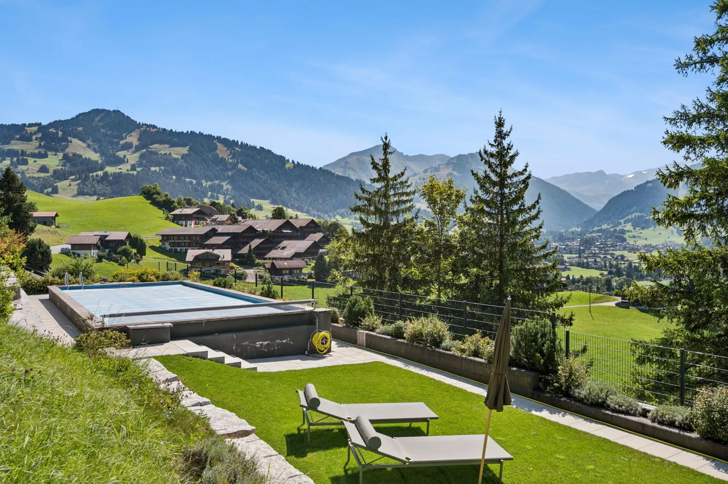 Attraktive 2.5-Zimmer-Ferienwohnung mit unverbaubarem Bergpanorama - Foto 6 von 9