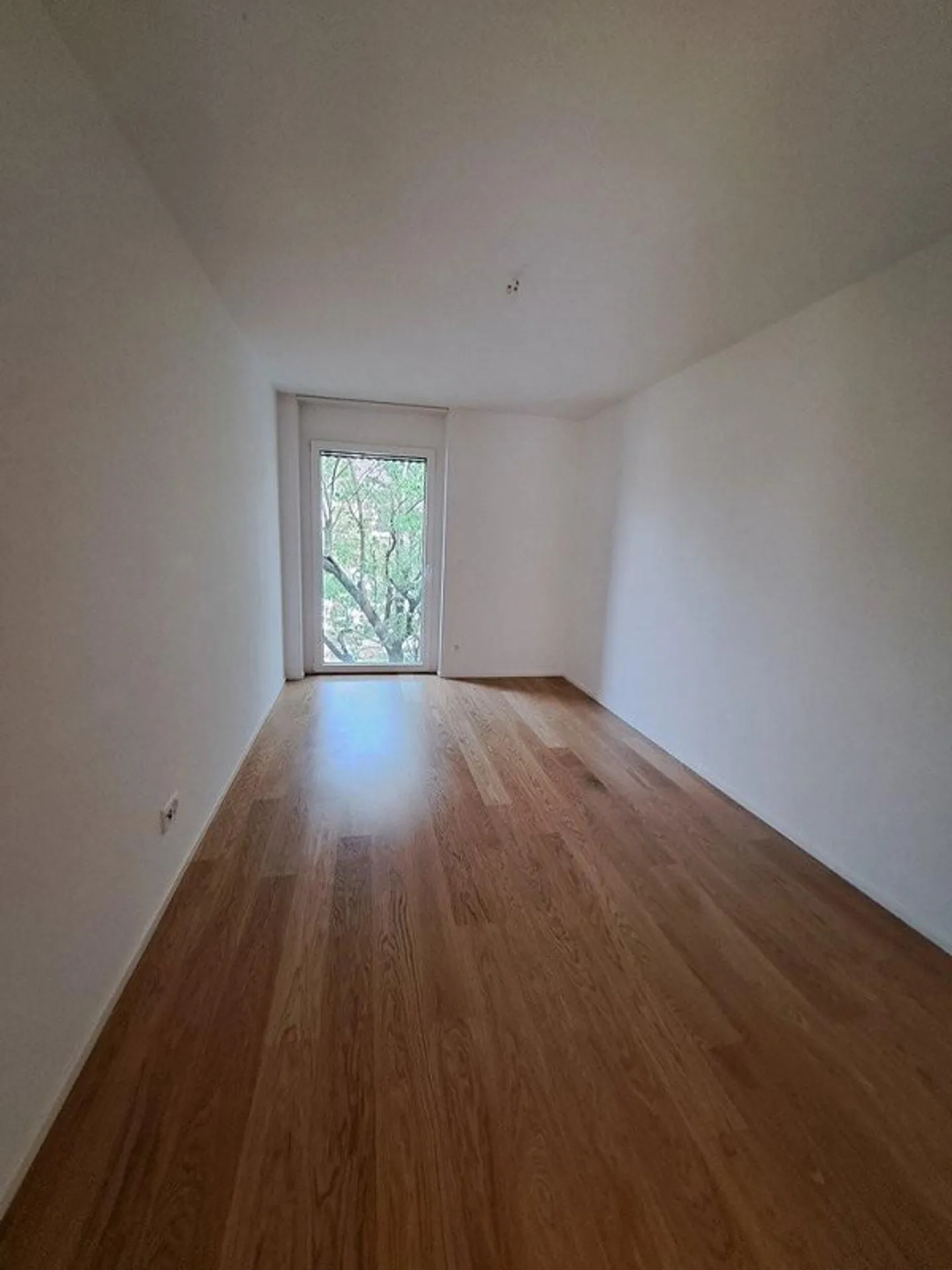 Appartement de jardin 4.5 pièces de première classe - Photo 4 sur 7