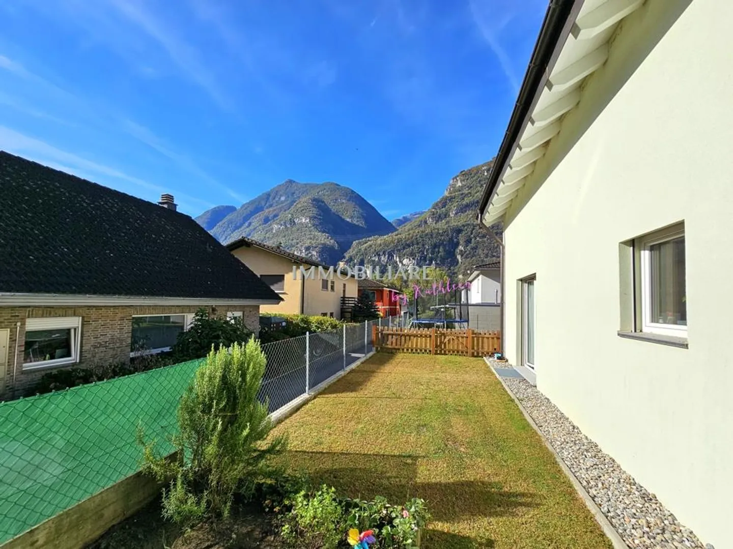 Single-family house like new, with garden, garage, heat pump - Photo 15 of 19