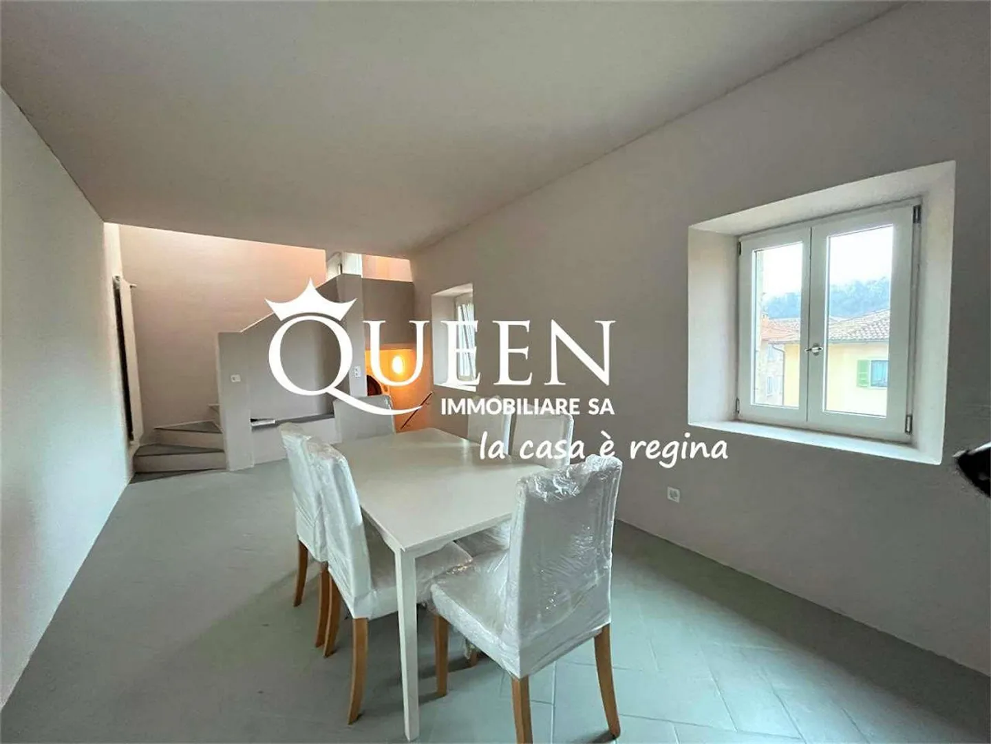 Arzo: charming house with two apartments, 6.5 rooms, 196 sqm, in the n - Photo 4 of 7