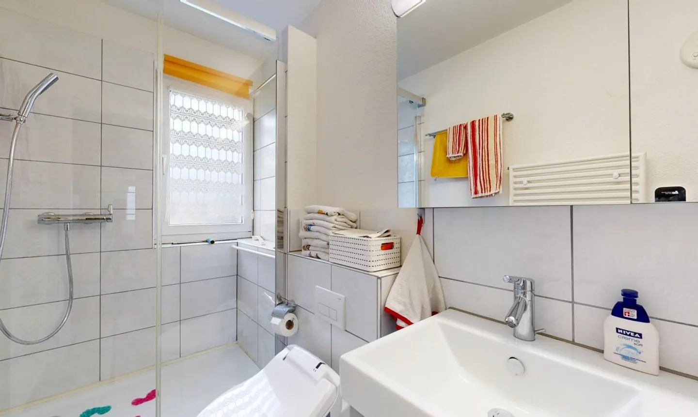 Appartamento 3 locali con balcone vetrato a Dielsdorf - Foto 10 di 11