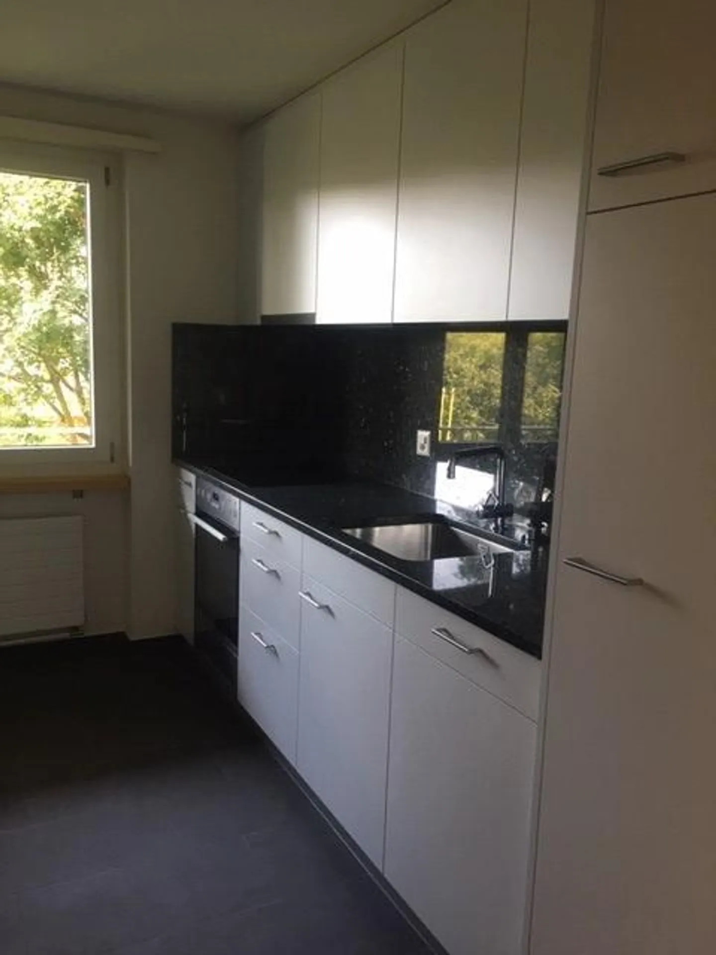 Centrally located apartment near the train station - Photo 3 of 5