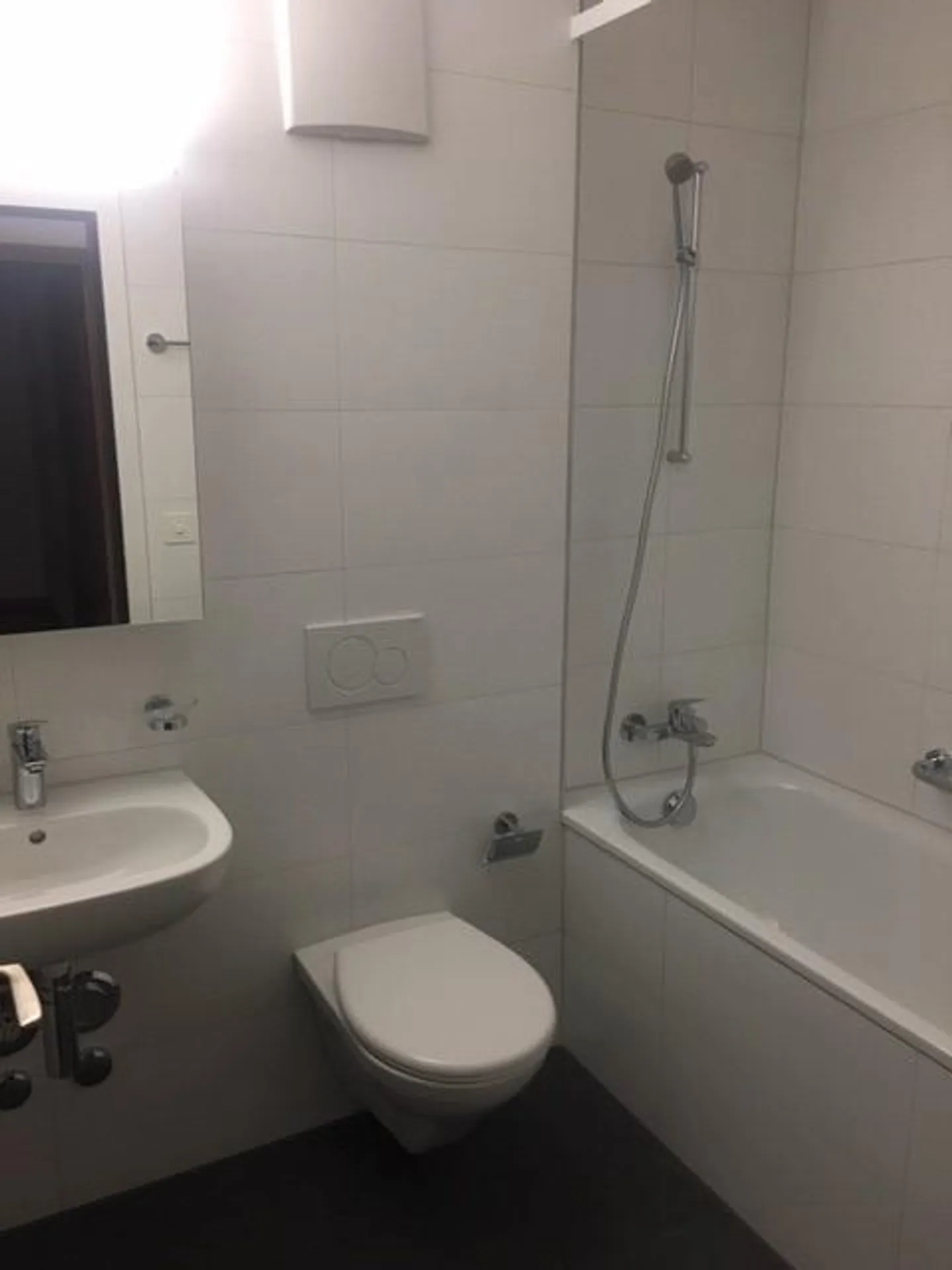 Centrally located apartment near the train station - Photo 4 of 5