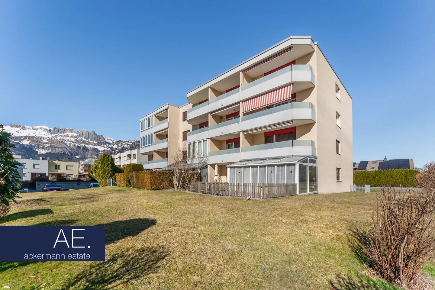 Charmante Maisonette-Wohnung in Haag SG - Foto 1 von 10