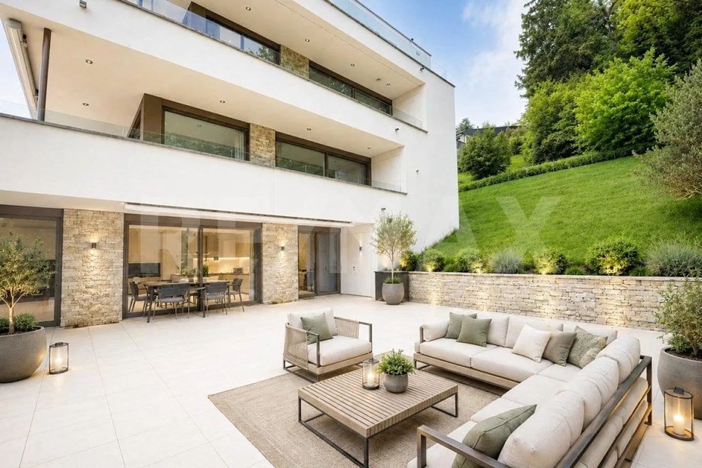 Luxurious apartment with large terrace and lake view in Hergiswil - Photo 1 of 11