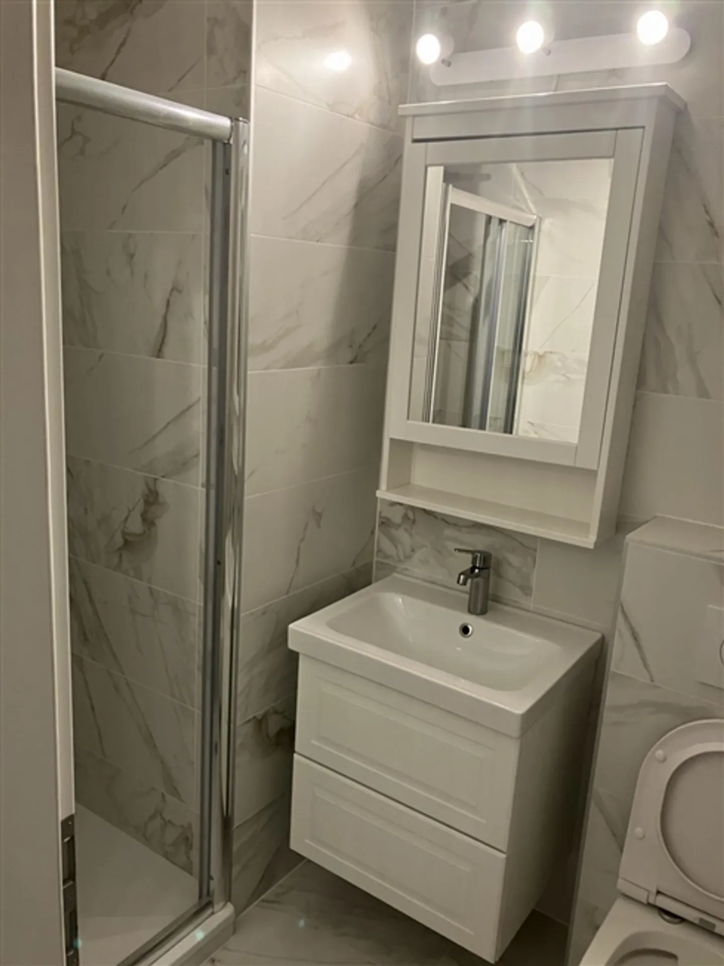 Modern studio in Florissant - Photo 2 of 4