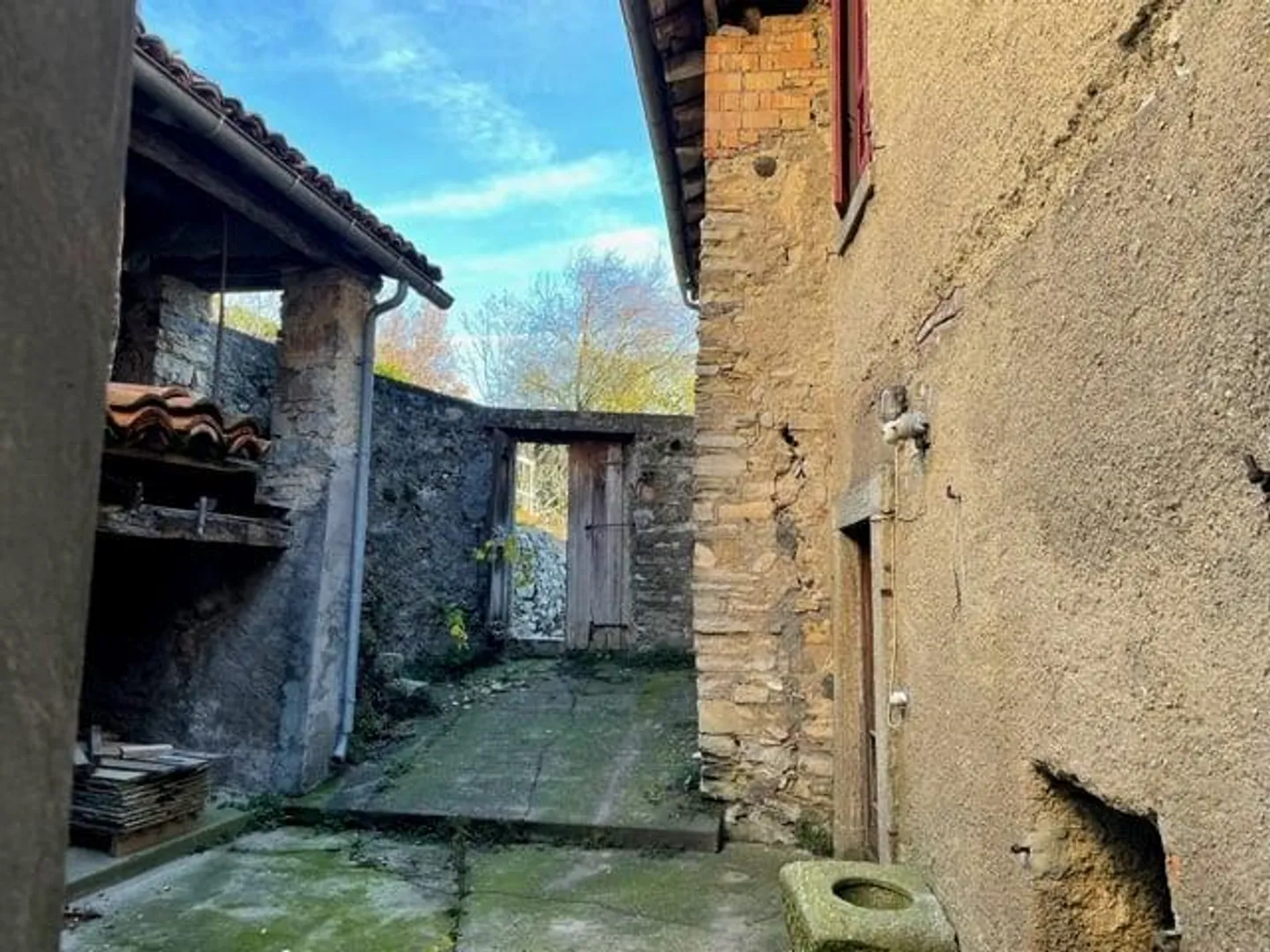 Maison ticino de charme avec terrain constructible - Photo 7 sur 28