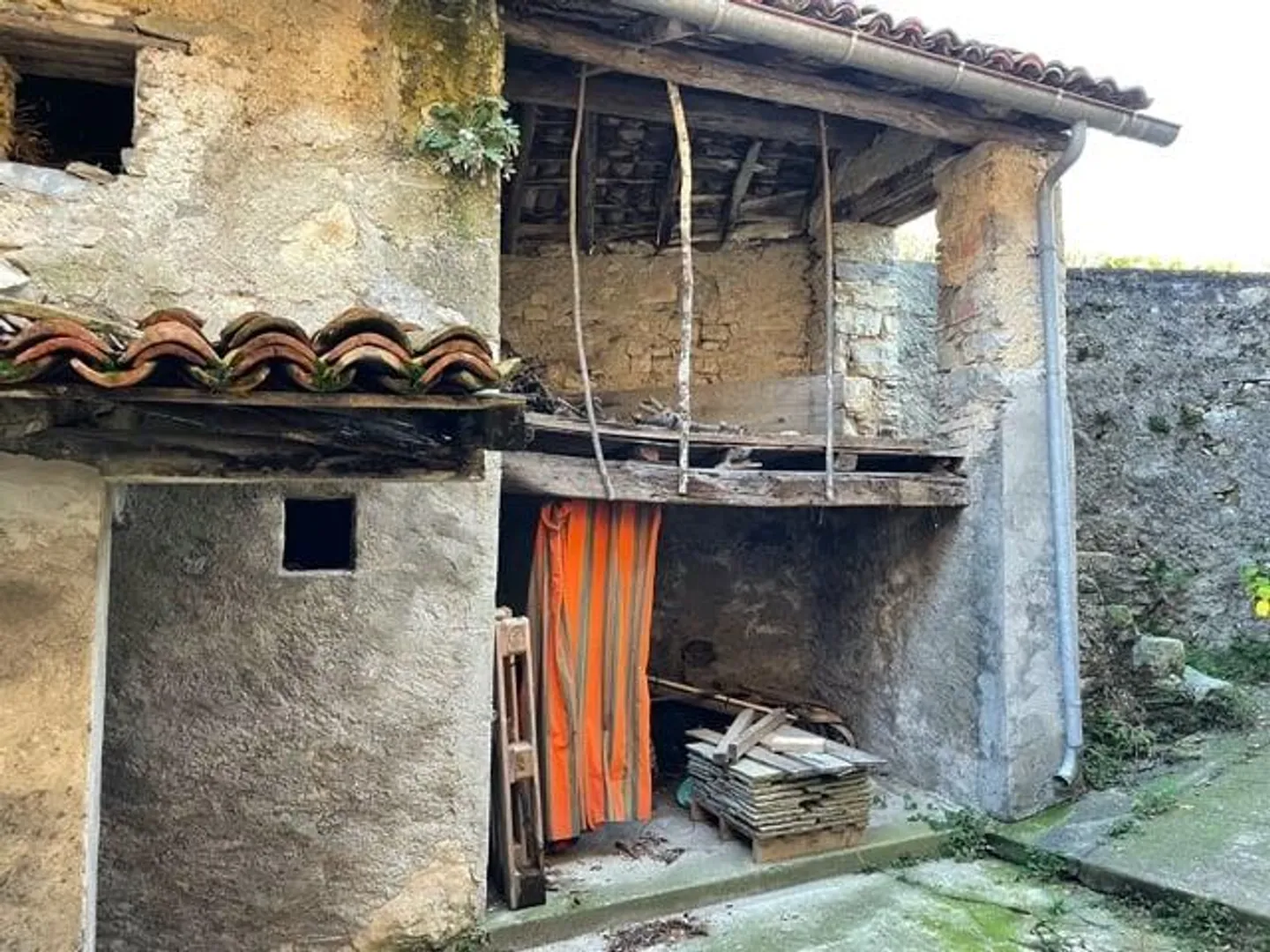 Maison ticino de charme avec terrain constructible - Photo 8 sur 28