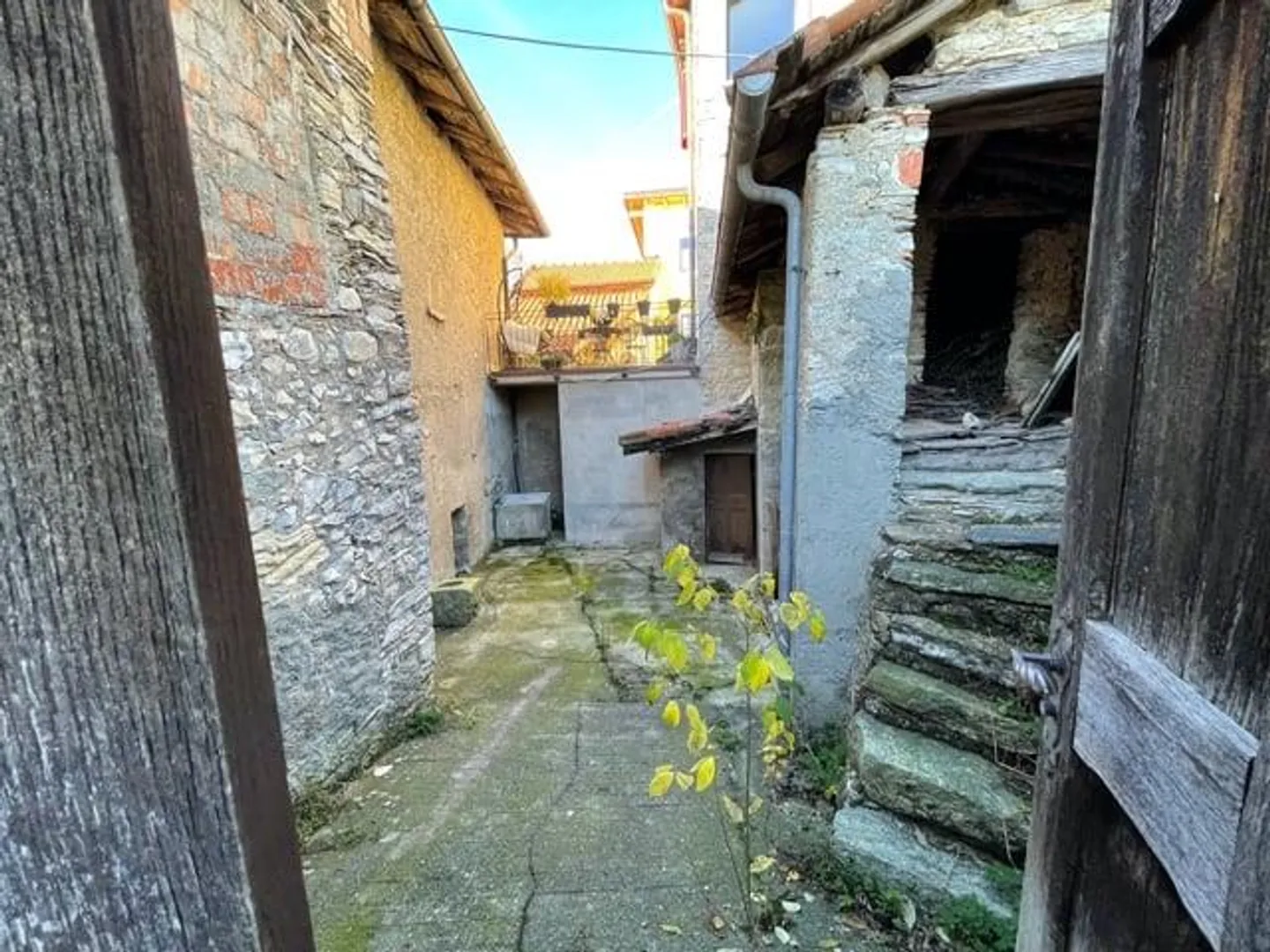 Maison ticino de charme avec terrain constructible - Photo 10 sur 28