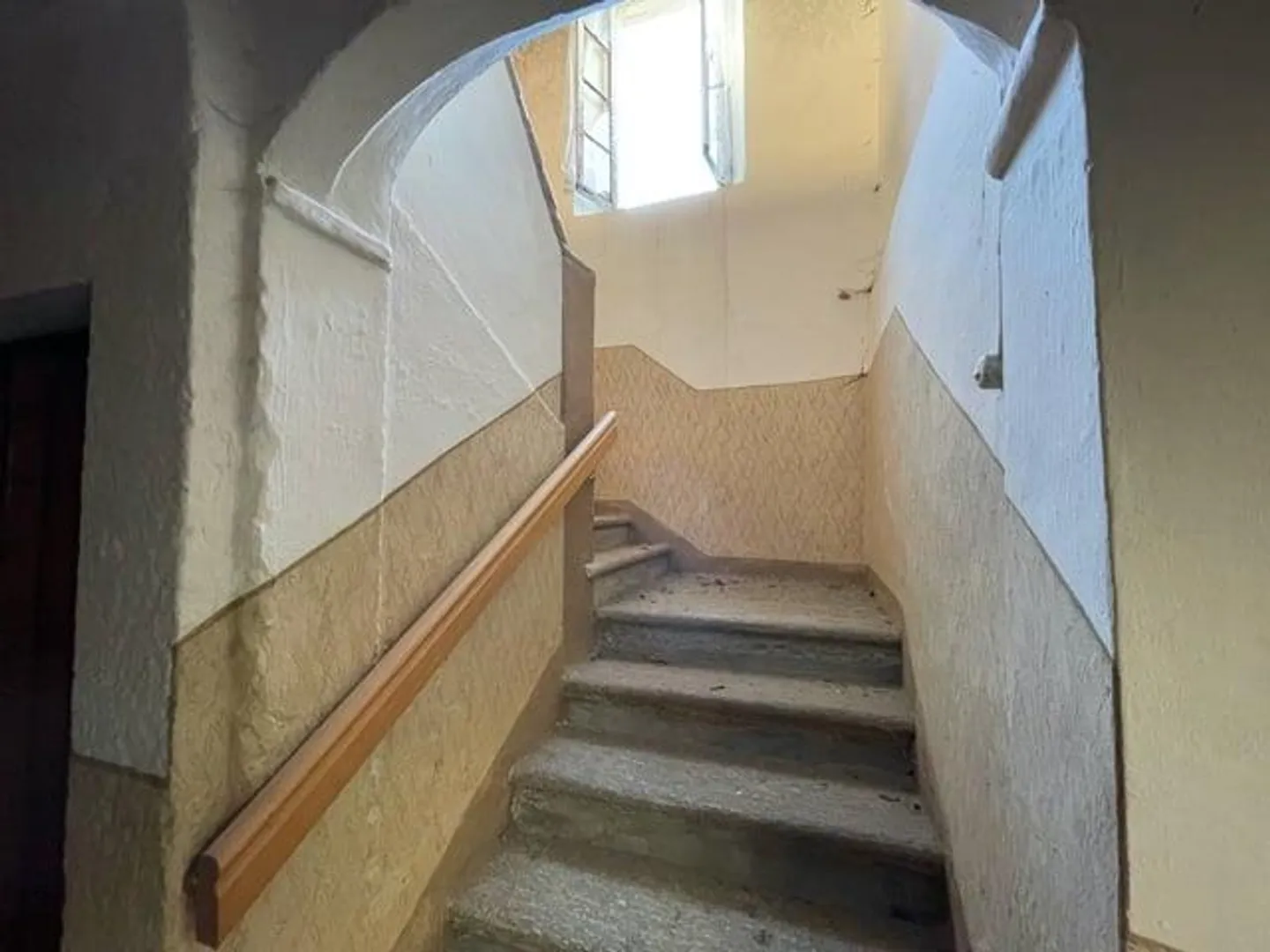 Maison ticino de charme avec terrain constructible - Photo 13 sur 28