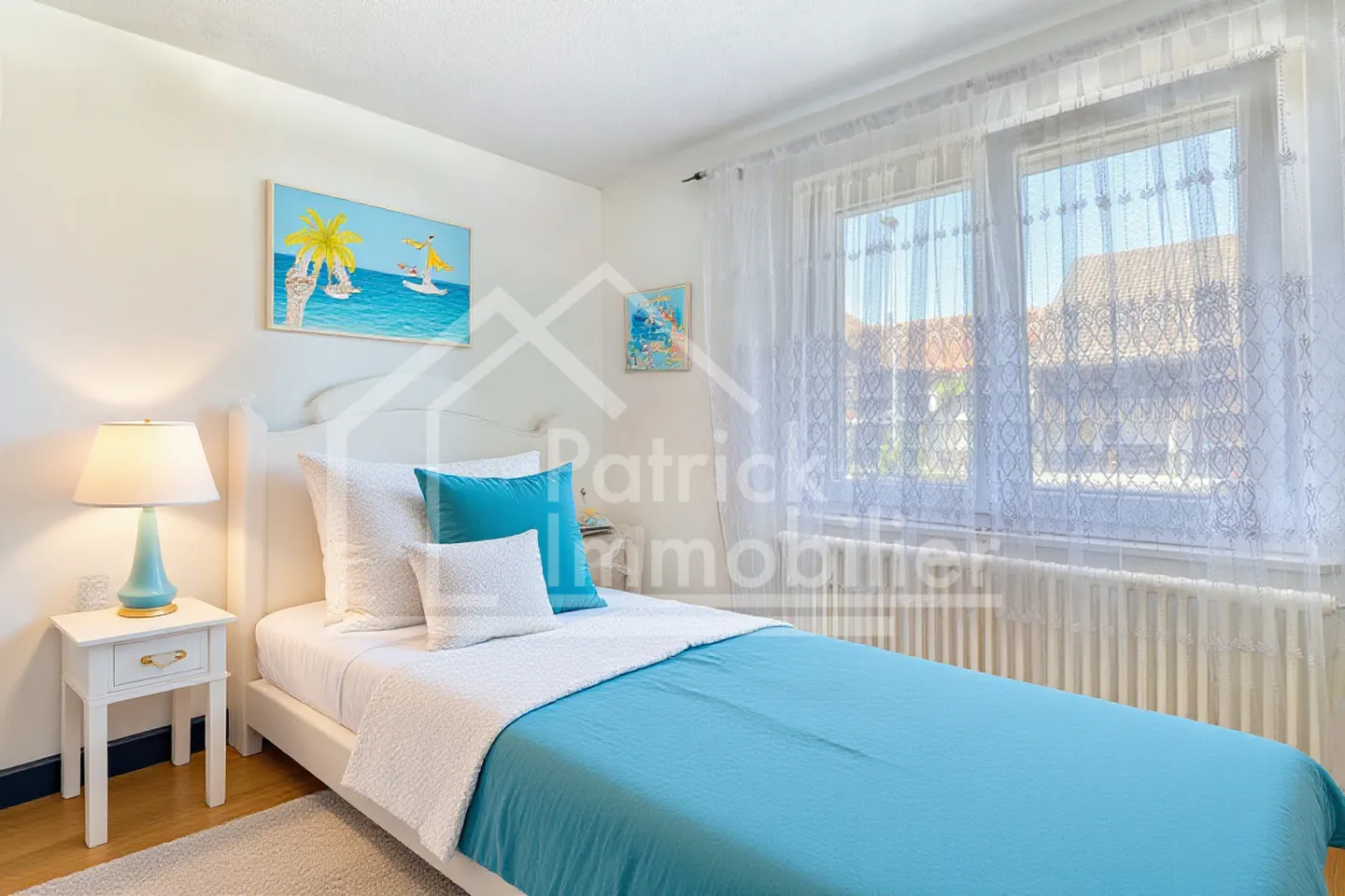 Family home with 6.5 rooms in Dompierre - charm and comfort - Photo 10 of 13