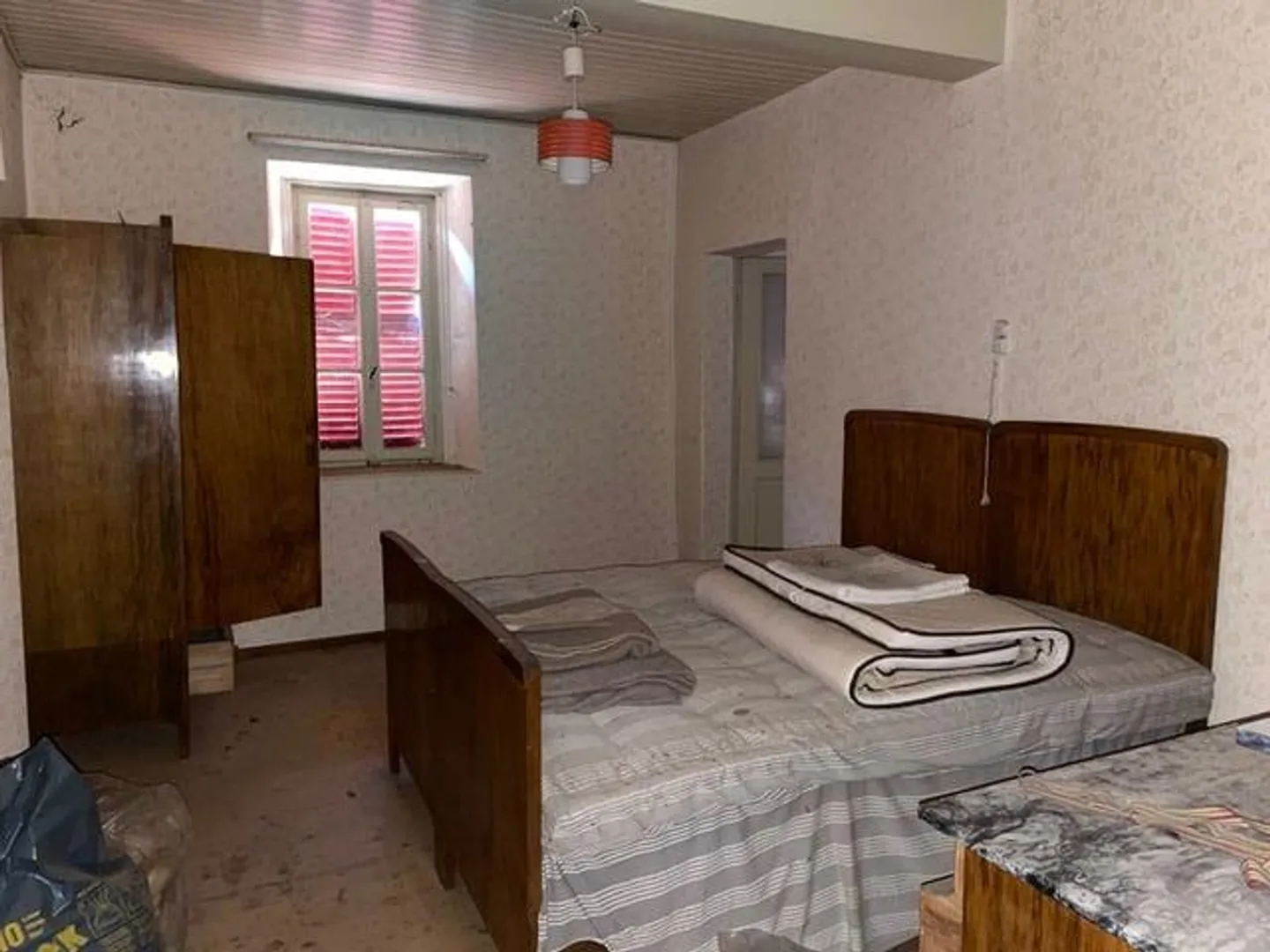 Maison ticino de charme avec terrain constructible - Photo 17 sur 28