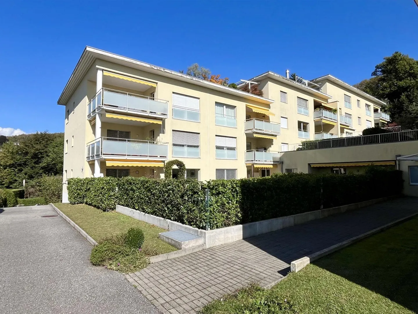 AFFITTASI SPLENDIDO 3.5 CON GIARDINO E TERRAZZA A MASSAGNO - Foto 9 di 9