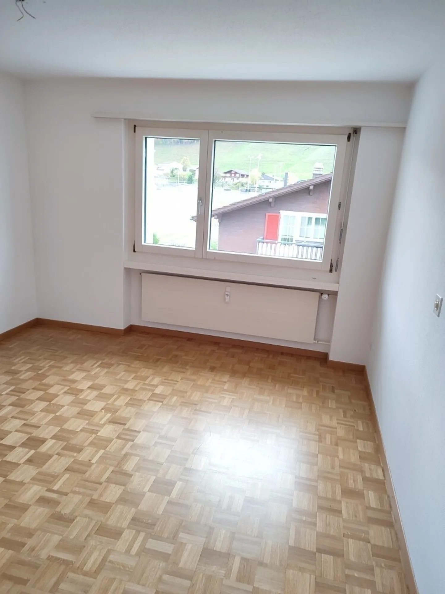 Friendly apartment with green surroundings in a very quiet location! - Photo 5 of 8
