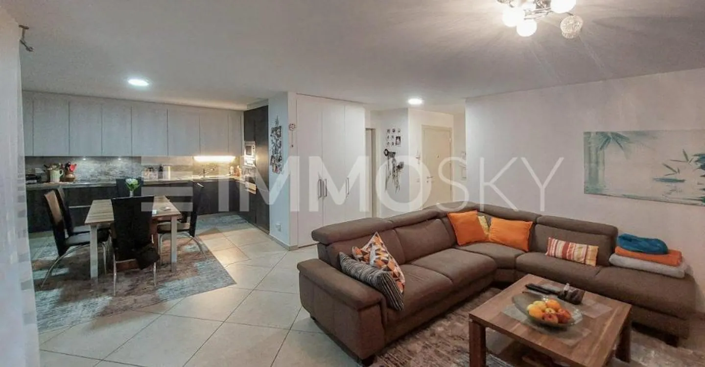Spacious with private garden - Photo 1 of 5