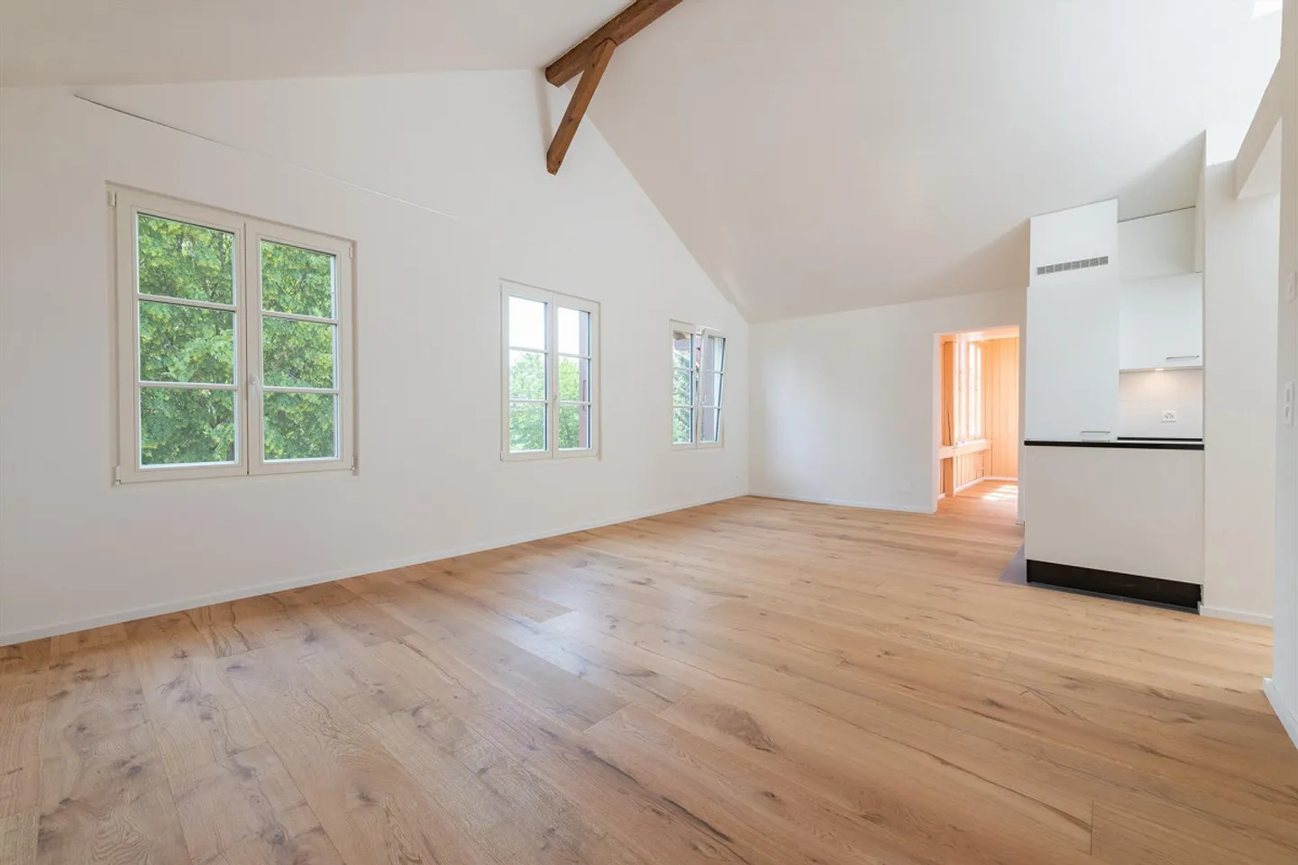 Appartamento 4.5 stanze nel cuore di Münsingen in affitto - Foto 3 di 10