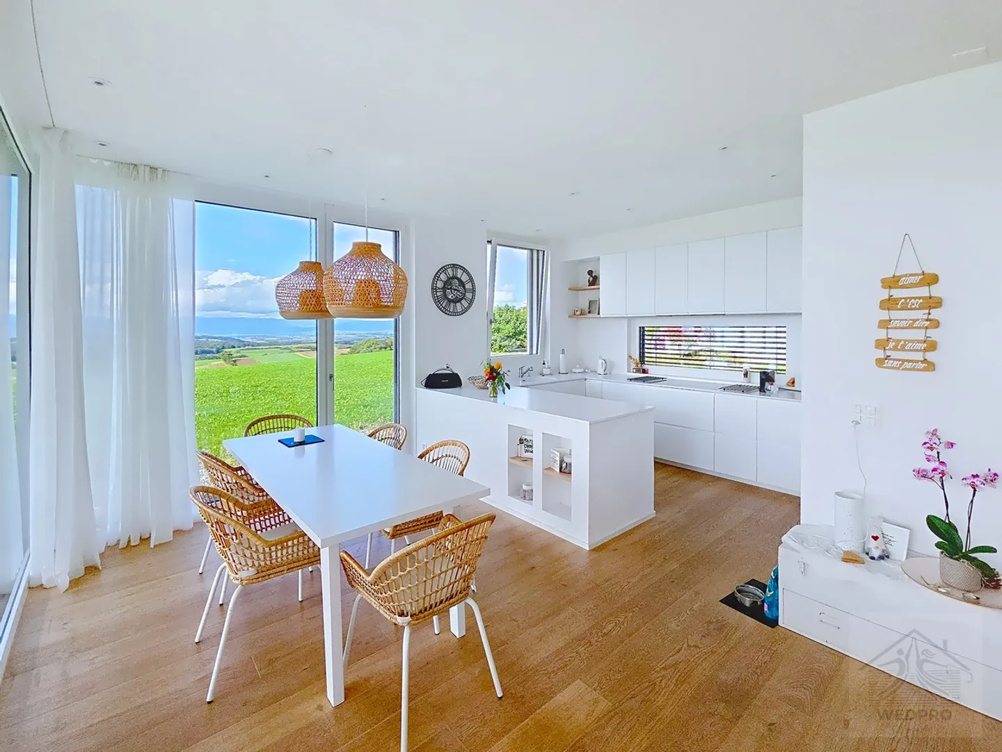 EINZIGARTIGE VILLA MIT STUDIO UND PANORAMABLICK - Foto 8 von 13