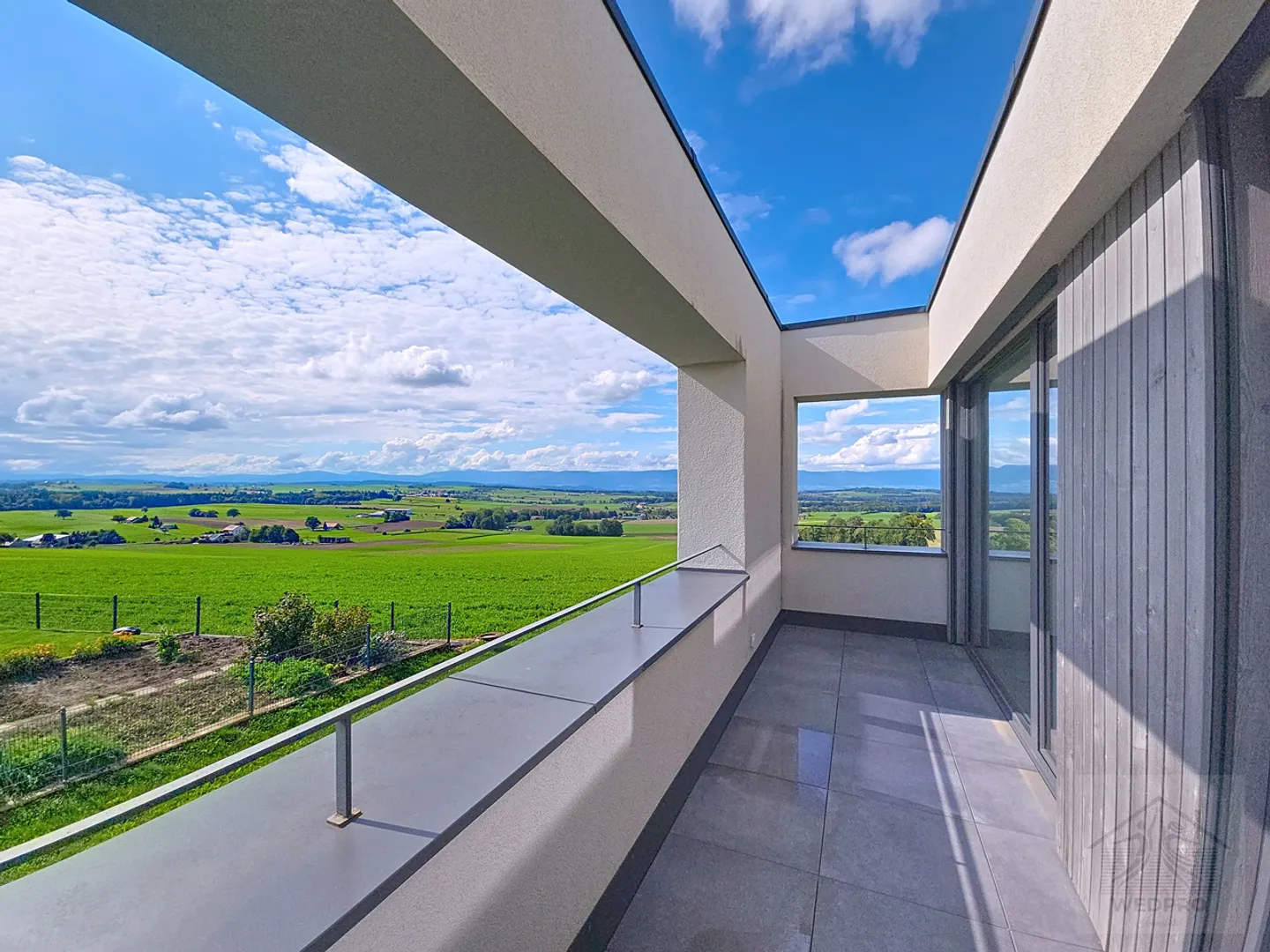 EINZIGARTIGE VILLA MIT STUDIO UND PANORAMABLICK - Foto 9 von 13