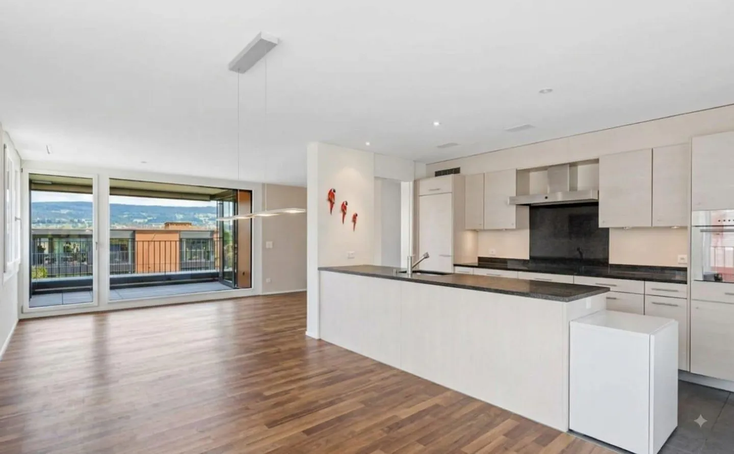 Geräumige 5-Zimmer-Wohnung mit Balkon - Foto 8 von 9
