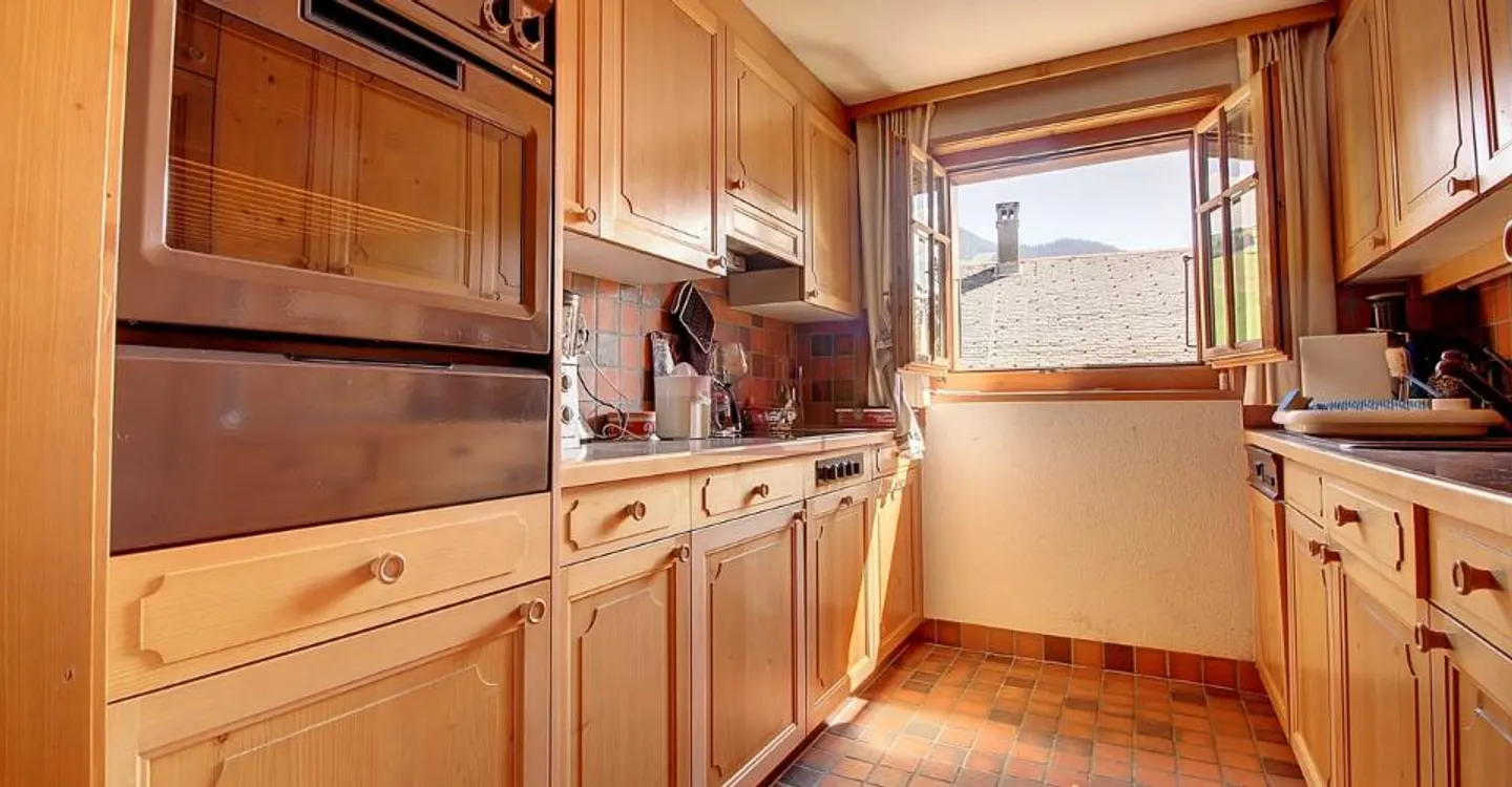 Château-d'Oex – Helle 4,5-Zimmer-Wohnung mit Balkon - Foto 5 von 10