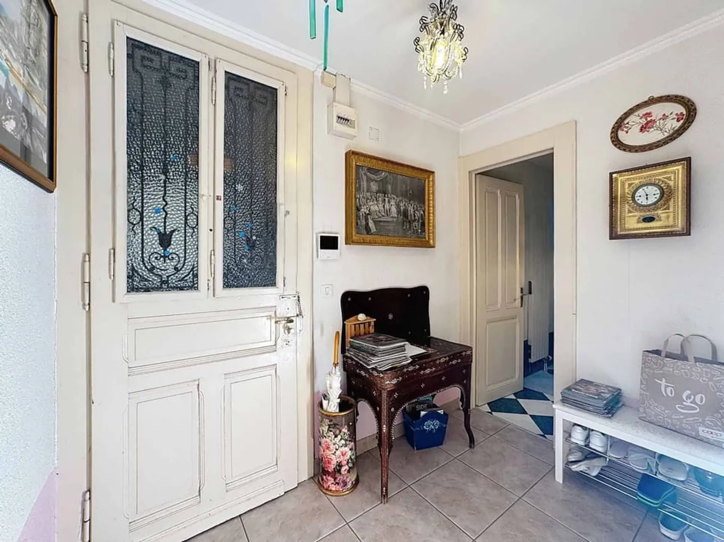 4.5 rooms with character and large balcony - Photo 8 of 13