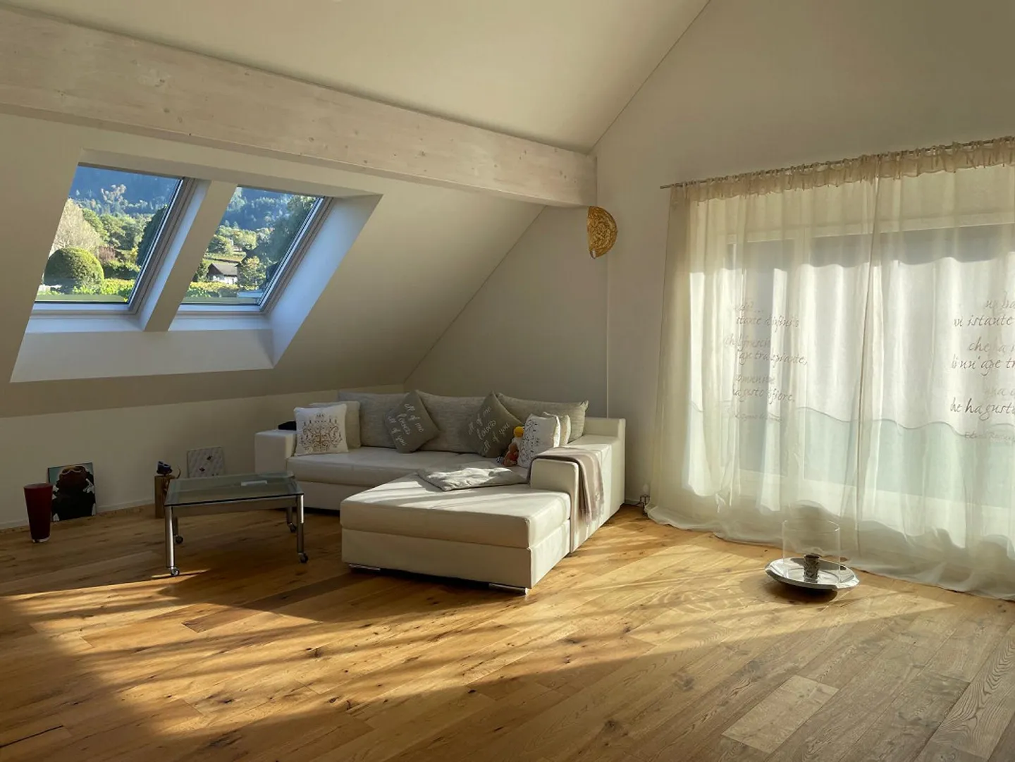Living with a view of vineyards & mountains - 2.5-room apartment Maienfeld - Photo 1 of 20