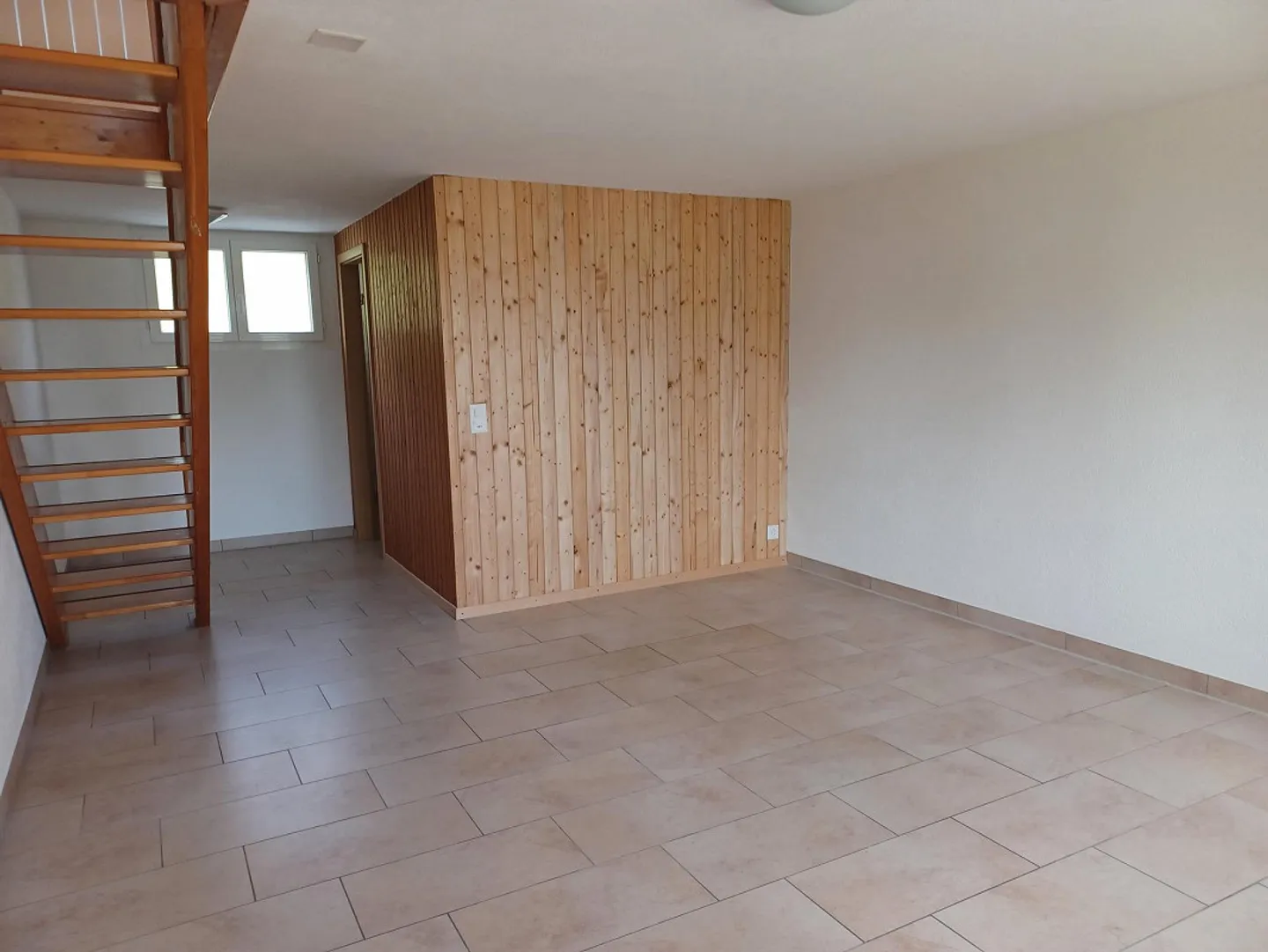 Bright, modern 2-room apartment on 2 floors for rent - Photo 4 of 4