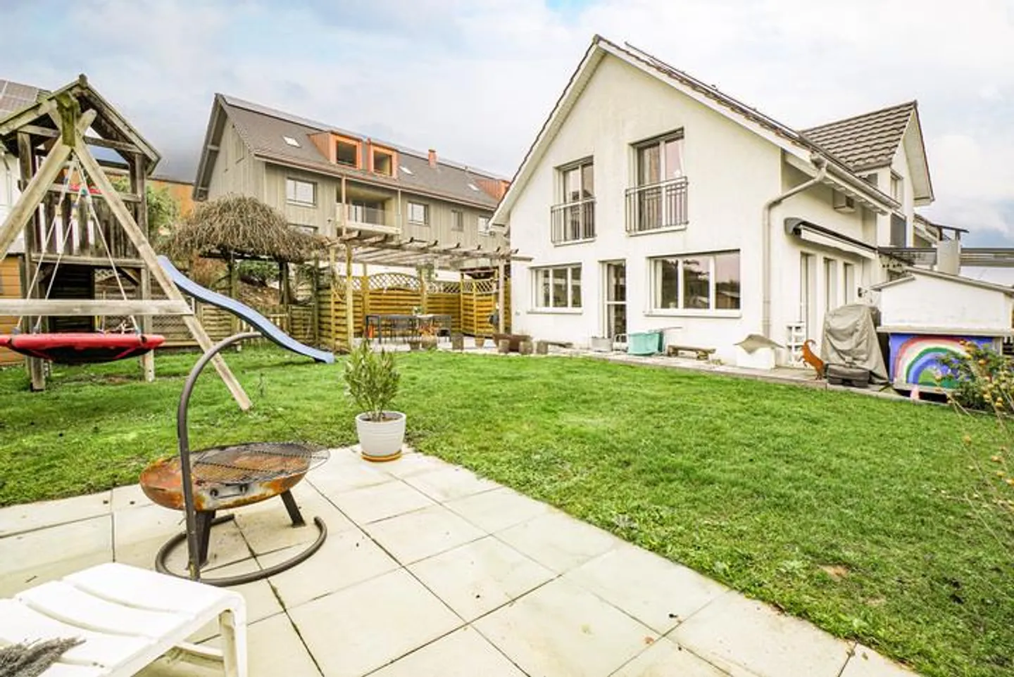 FREESTANDING SPACE WONDER WITH A VIEW - Photo 1 of 9